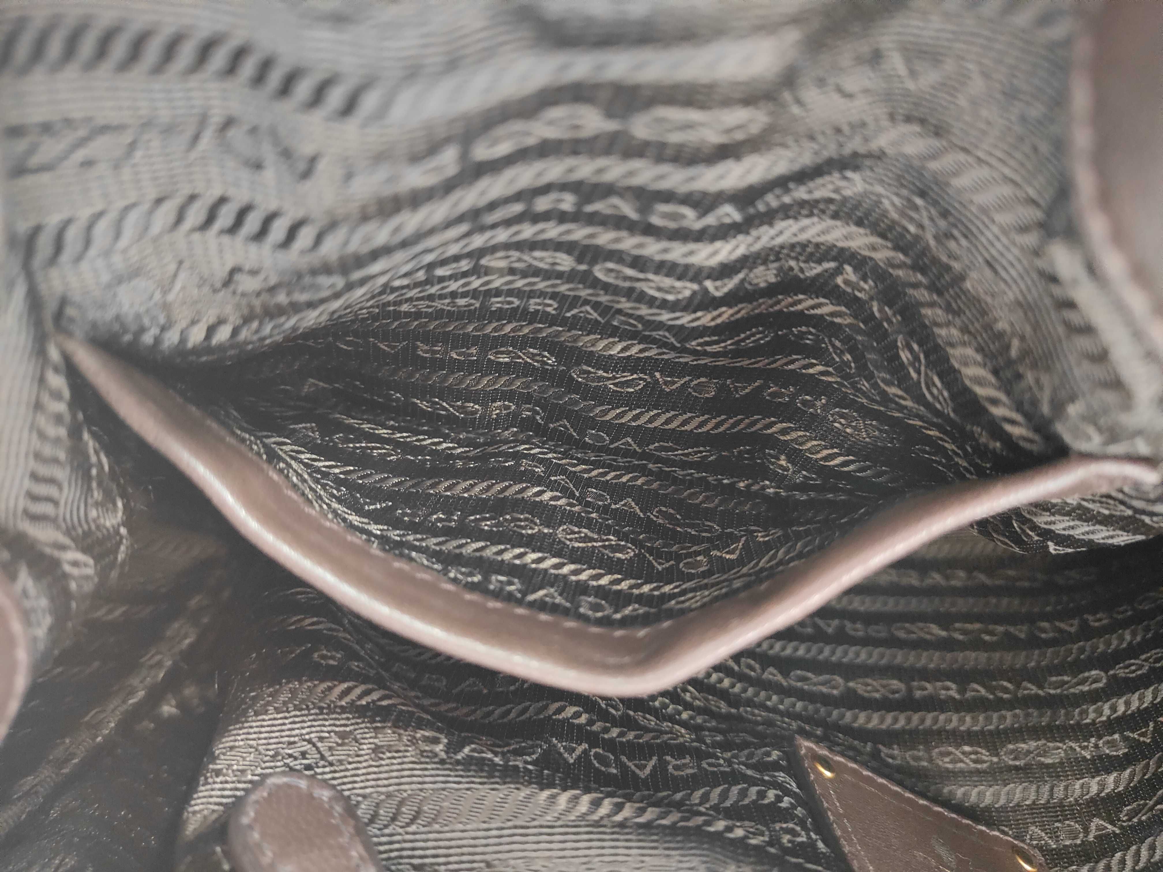 Pocono Nylon Shoulder Bag Khaki Handbag — view 13
