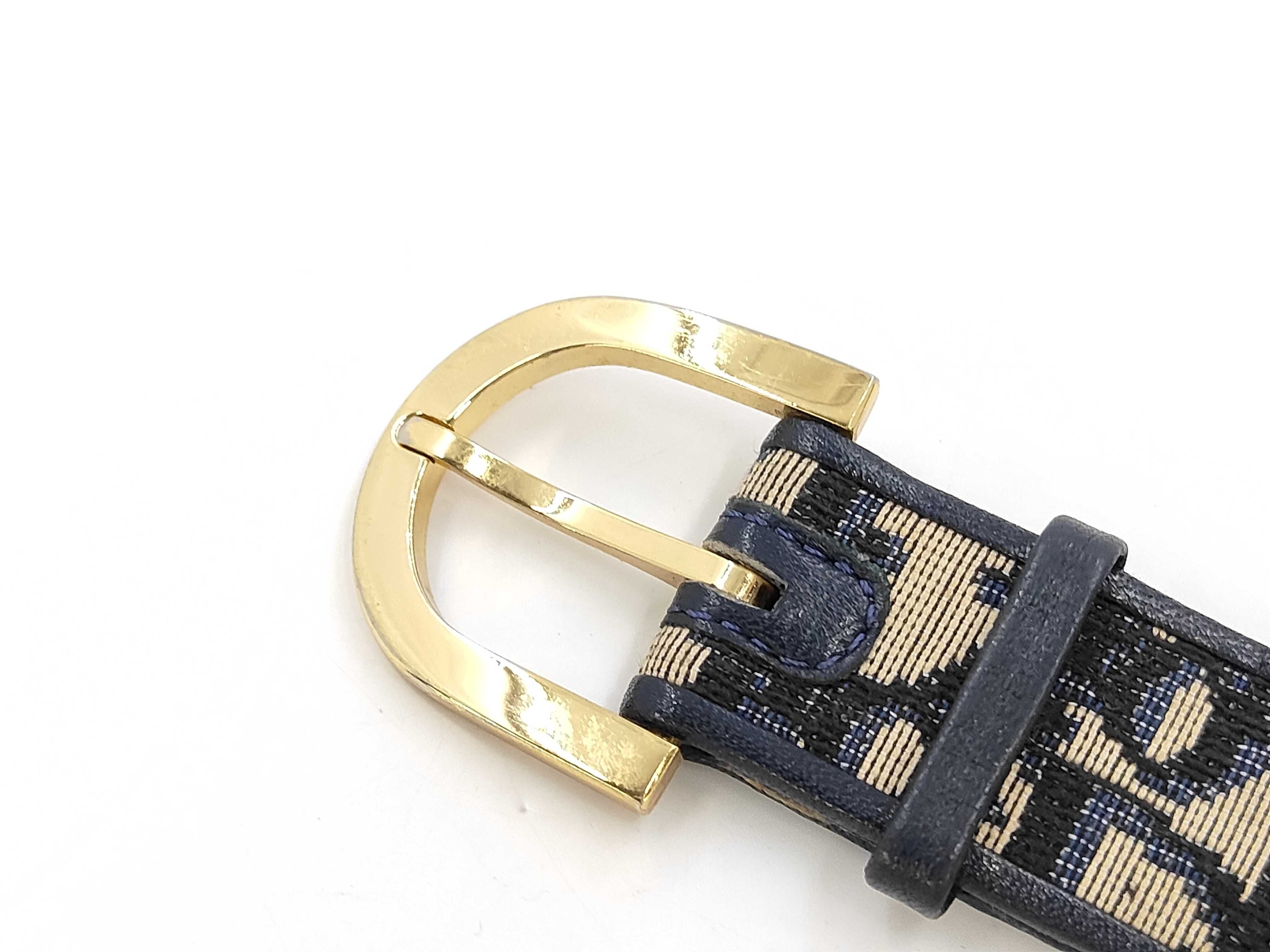 Trotter Belt — view 3