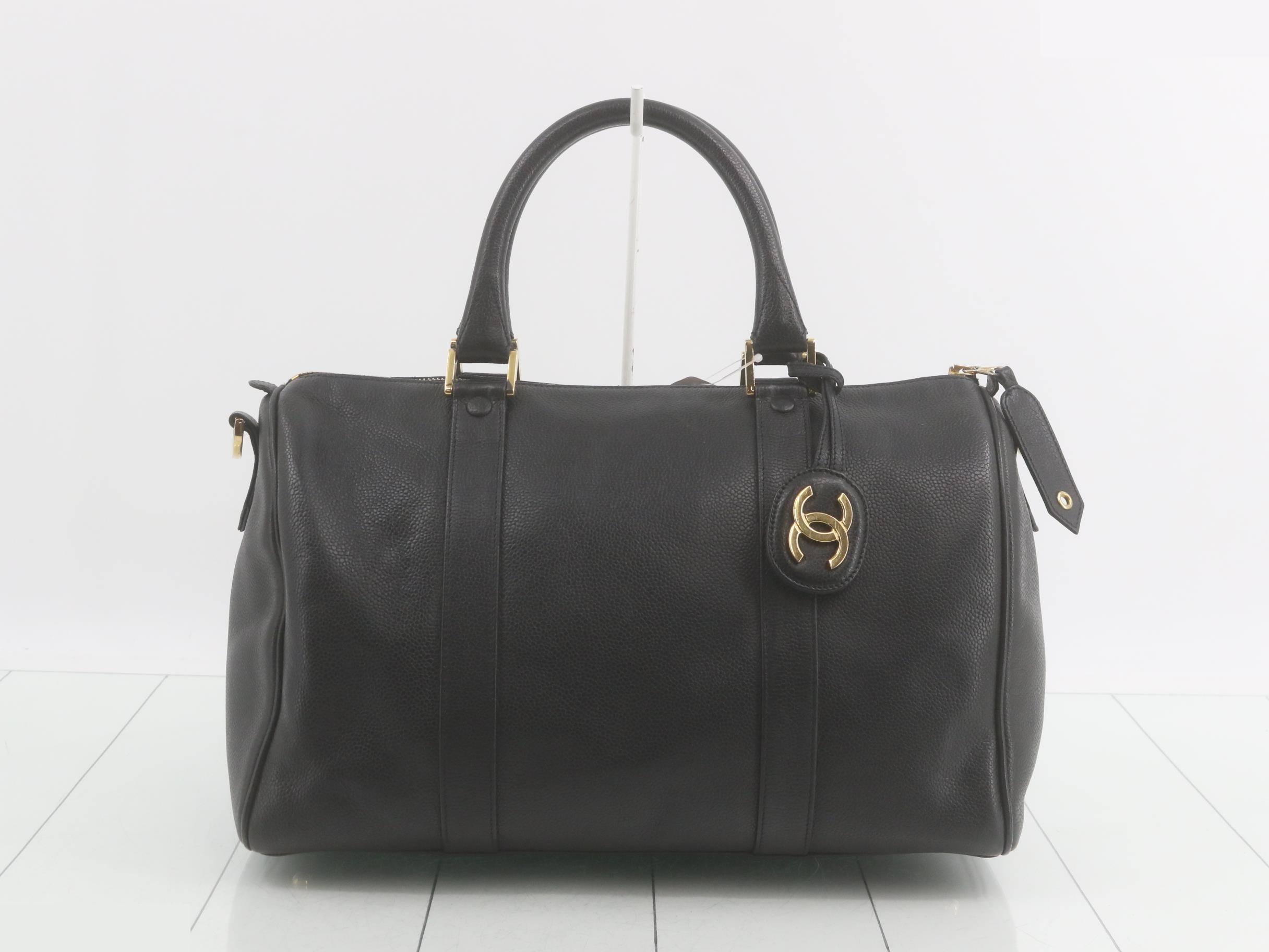Caviar leather handbag, black — view 2