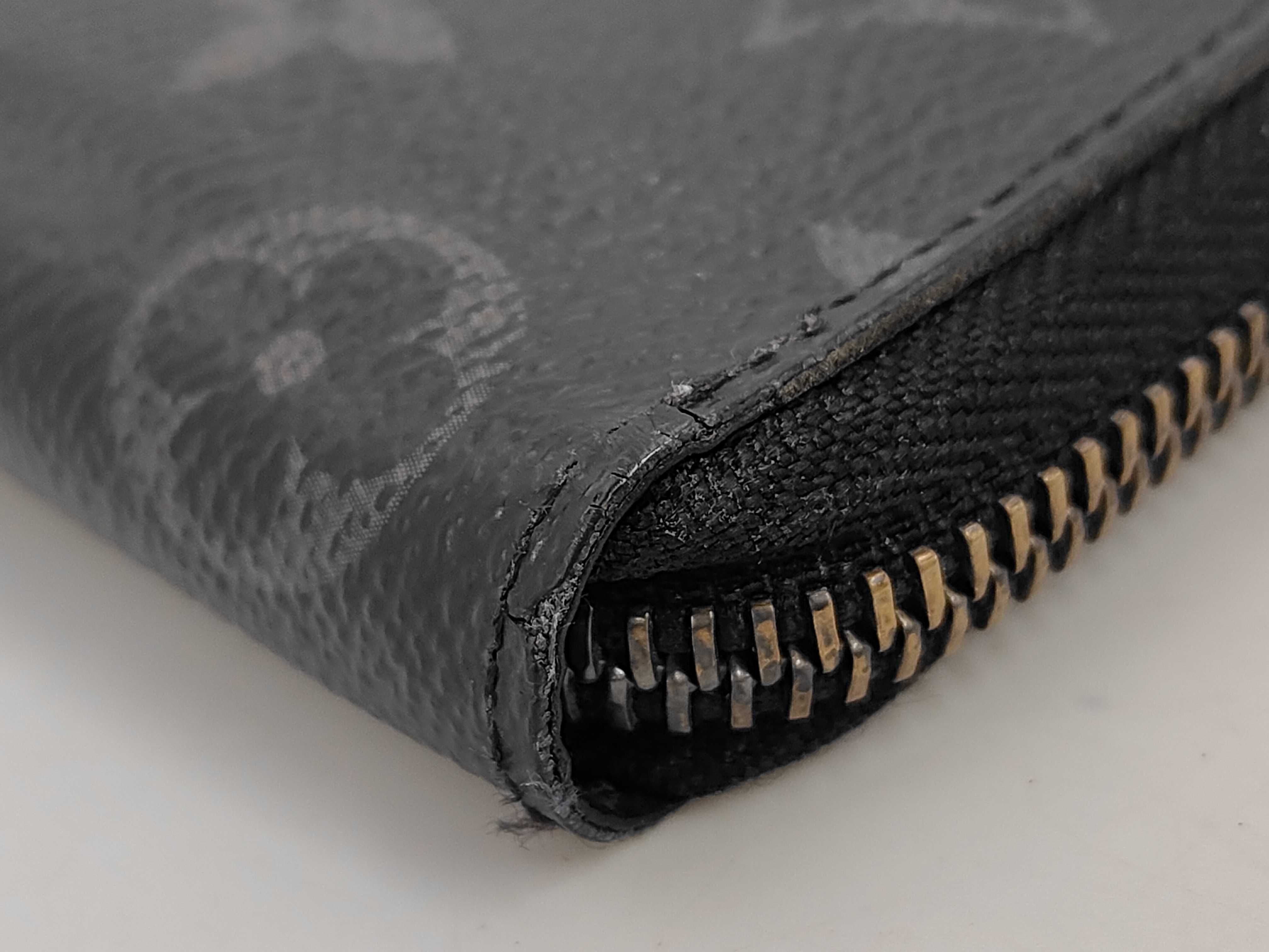M62295 Monogram Eclipse Zippy Wallet Vertical — view 7