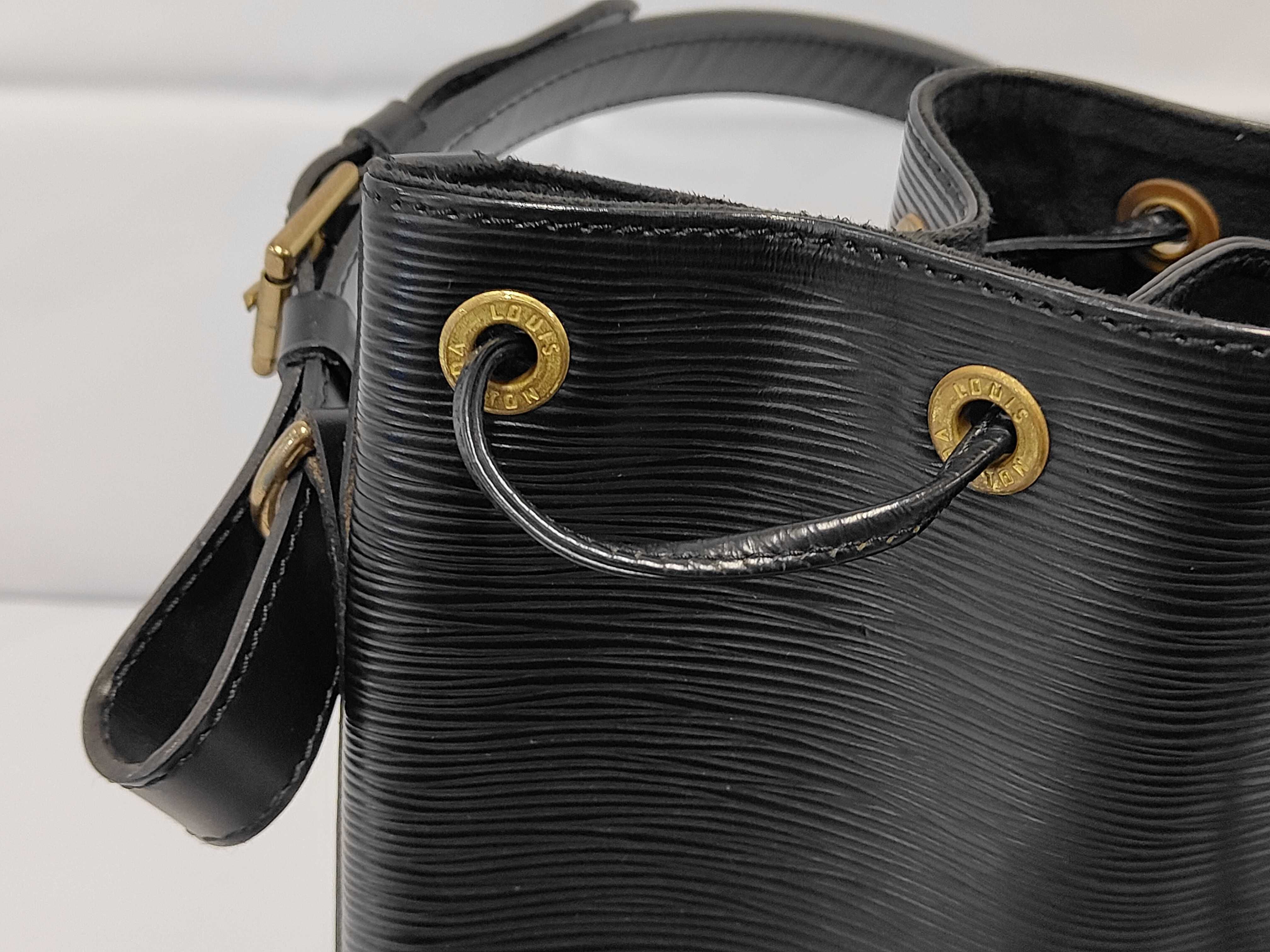 Noe Epi Shoulder Bag, Black — view 10