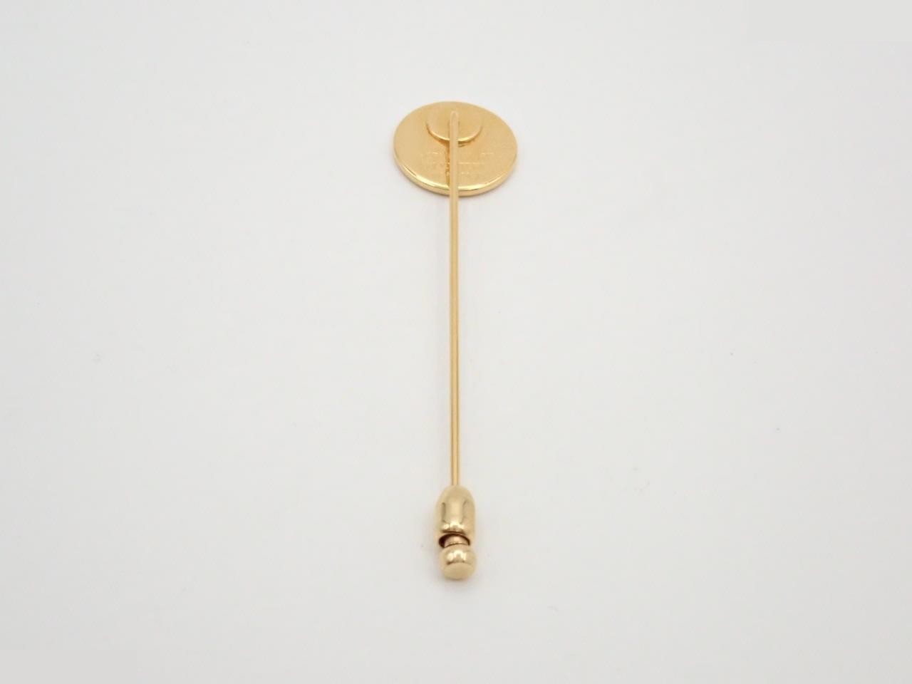 Serie pin brooch gold hardware — view 2