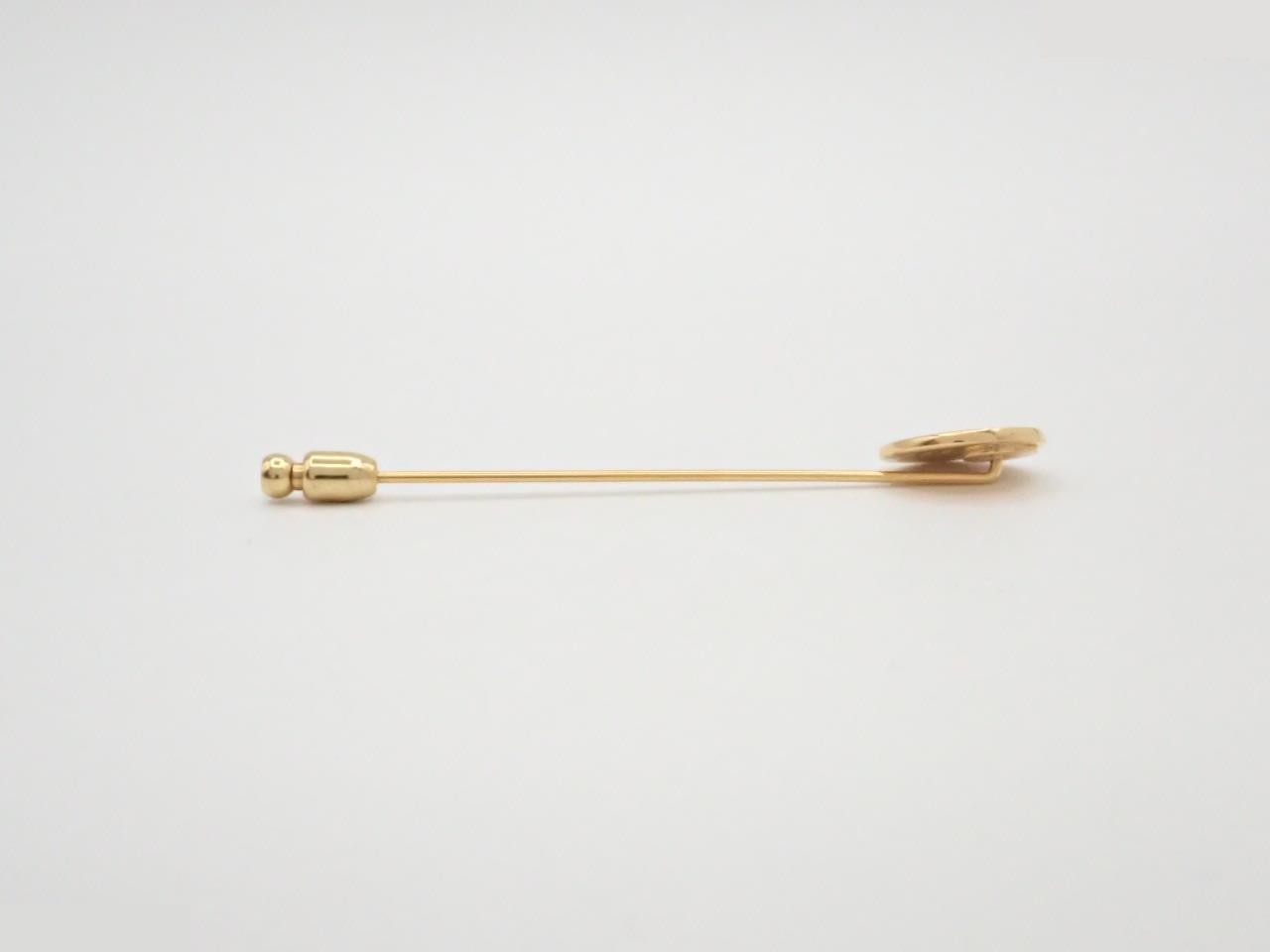 Serie pin brooch gold hardware — view 3