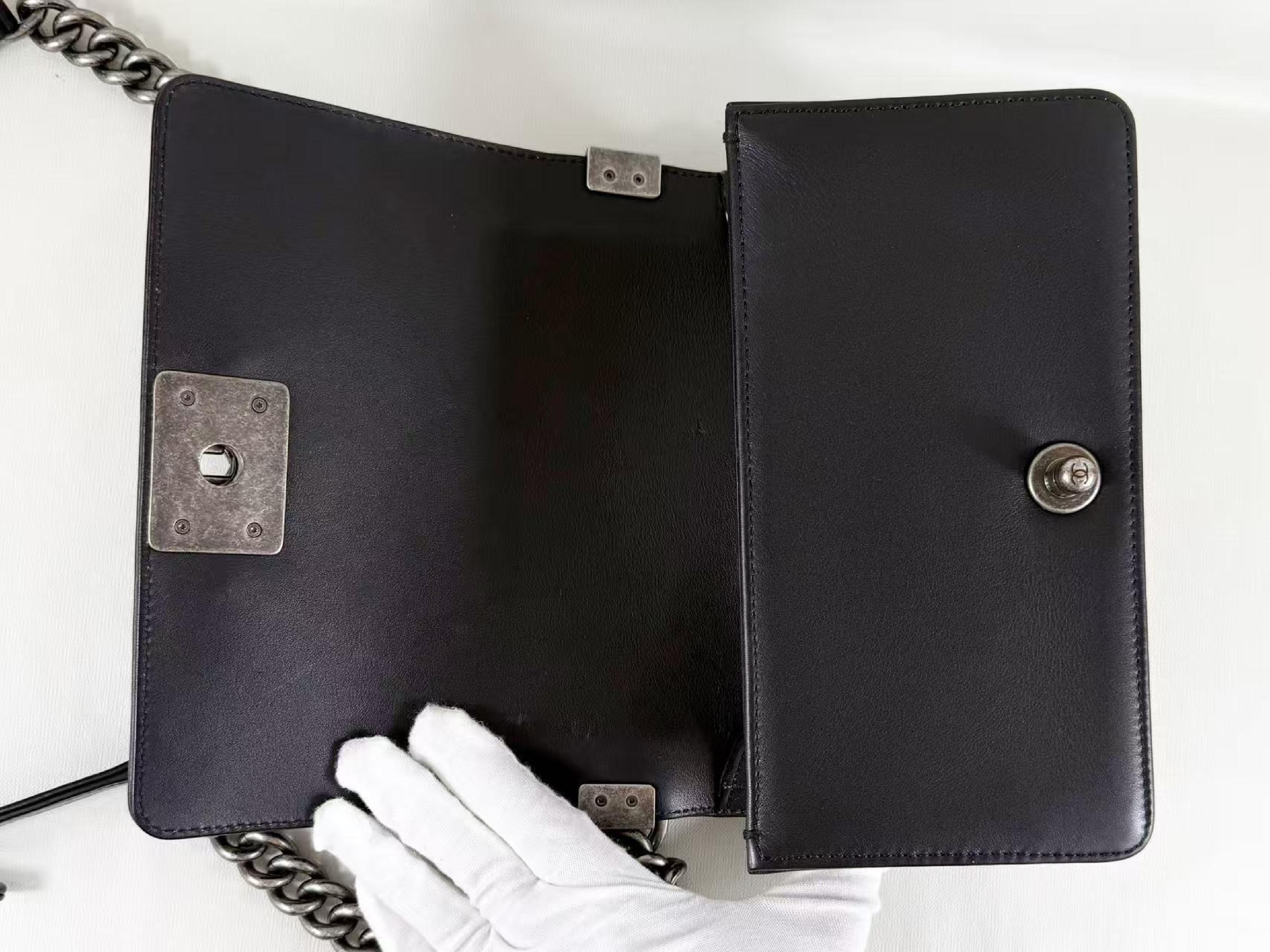 Black Boy Braided Shoulder Bag, Approx. W20cm, Serial Number [Includes dust bag, authenticity card, and seal] Vintage Silver Hardware 26224164 Shoulder Bag — view 13