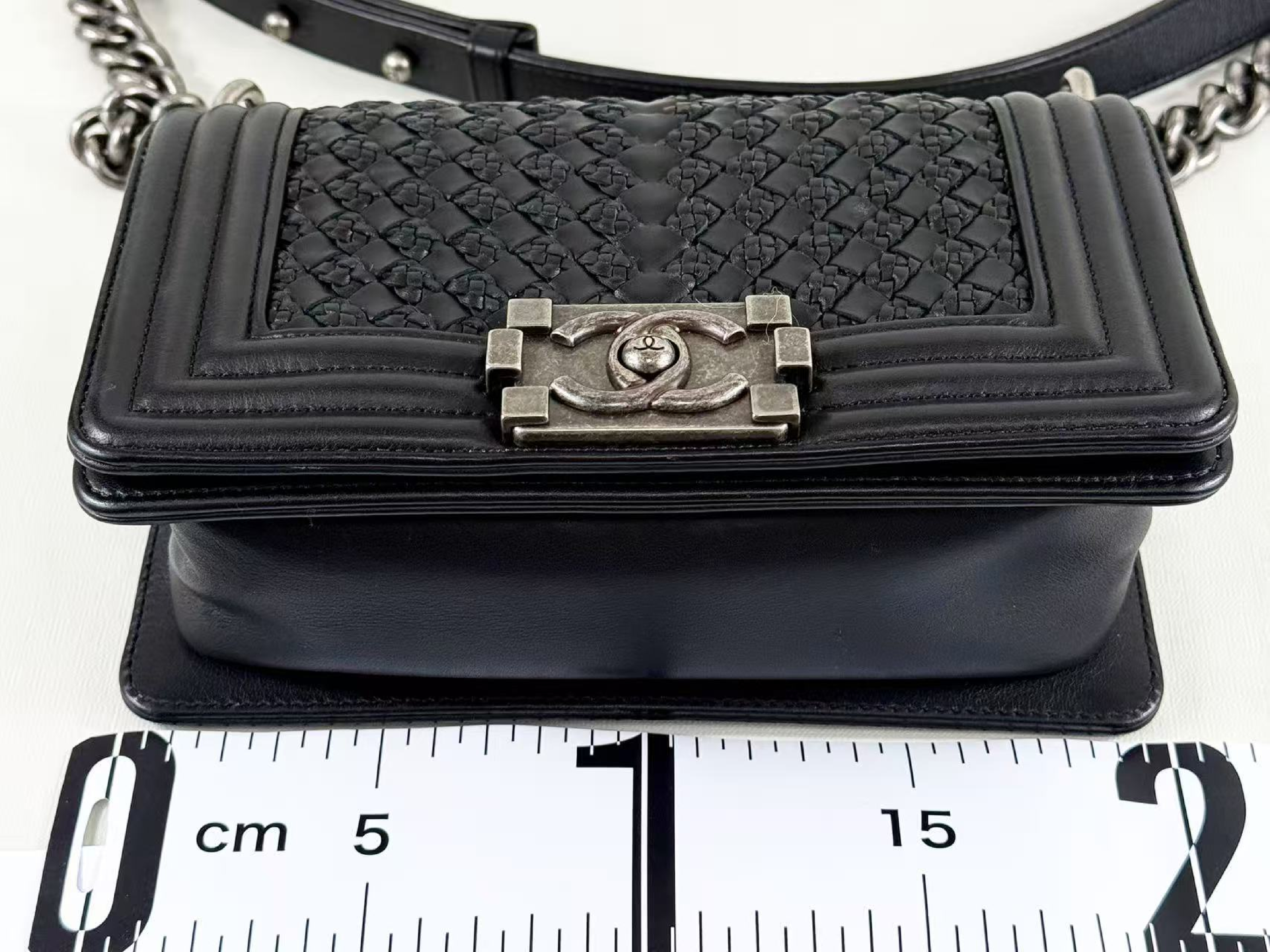 Black Boy Braided Shoulder Bag, Approx. W20cm, Serial Number [Includes dust bag, authenticity card, and seal] Vintage Silver Hardware 26224164 Shoulder Bag — view 4