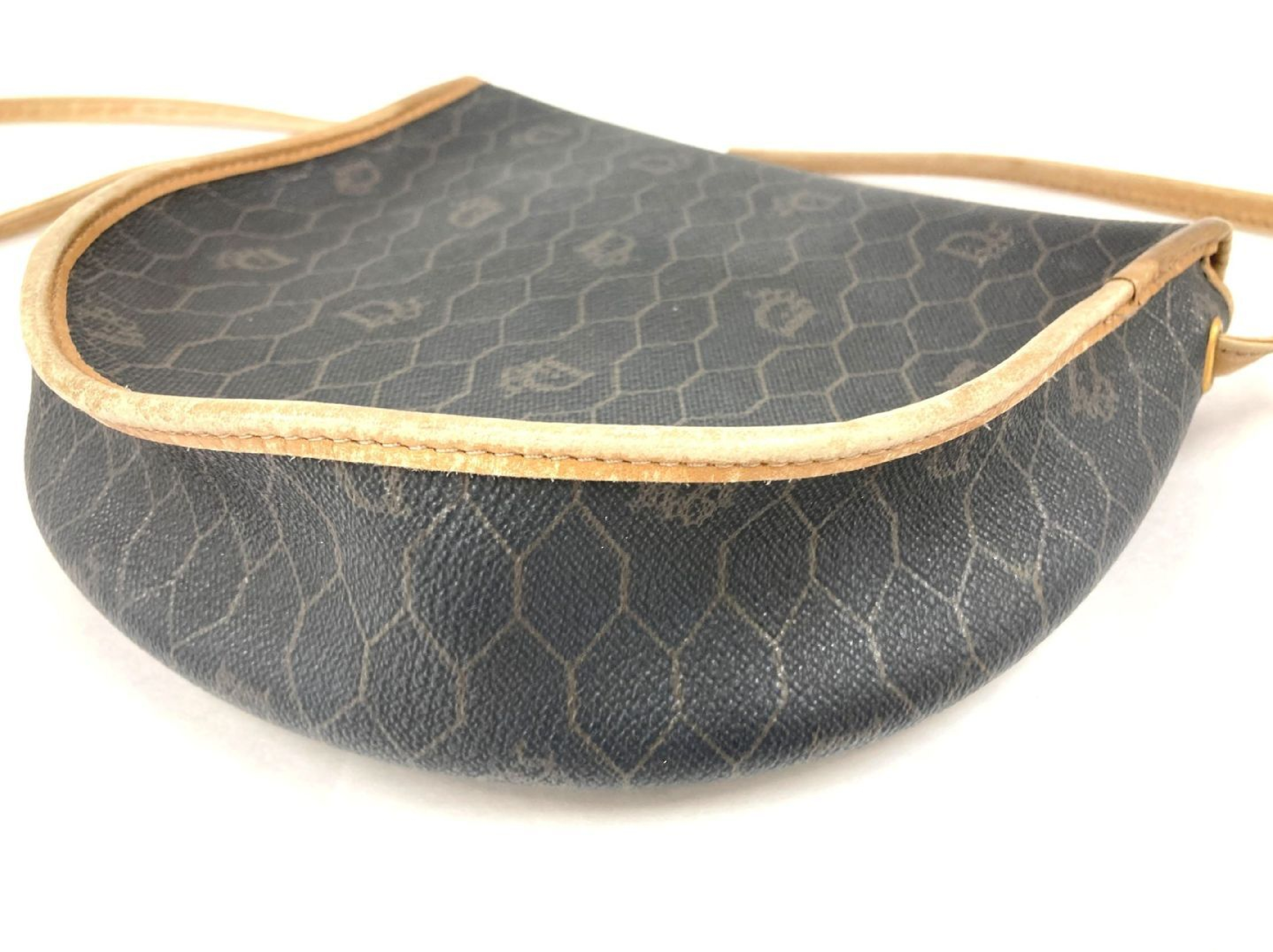 Honeycomb Shoulder Bag — view 3