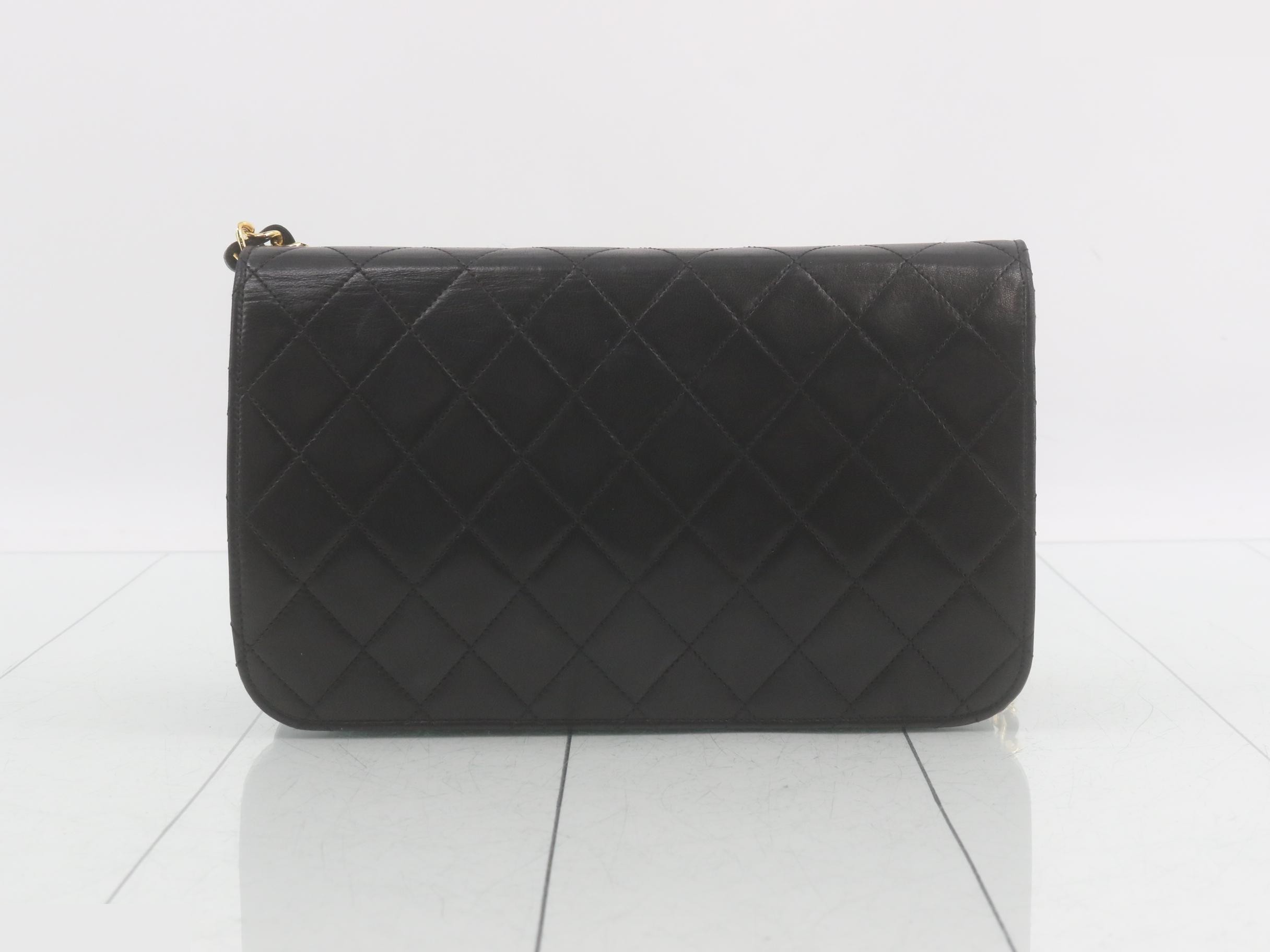 Matelassé (bag) - Shoulder bag — view 2