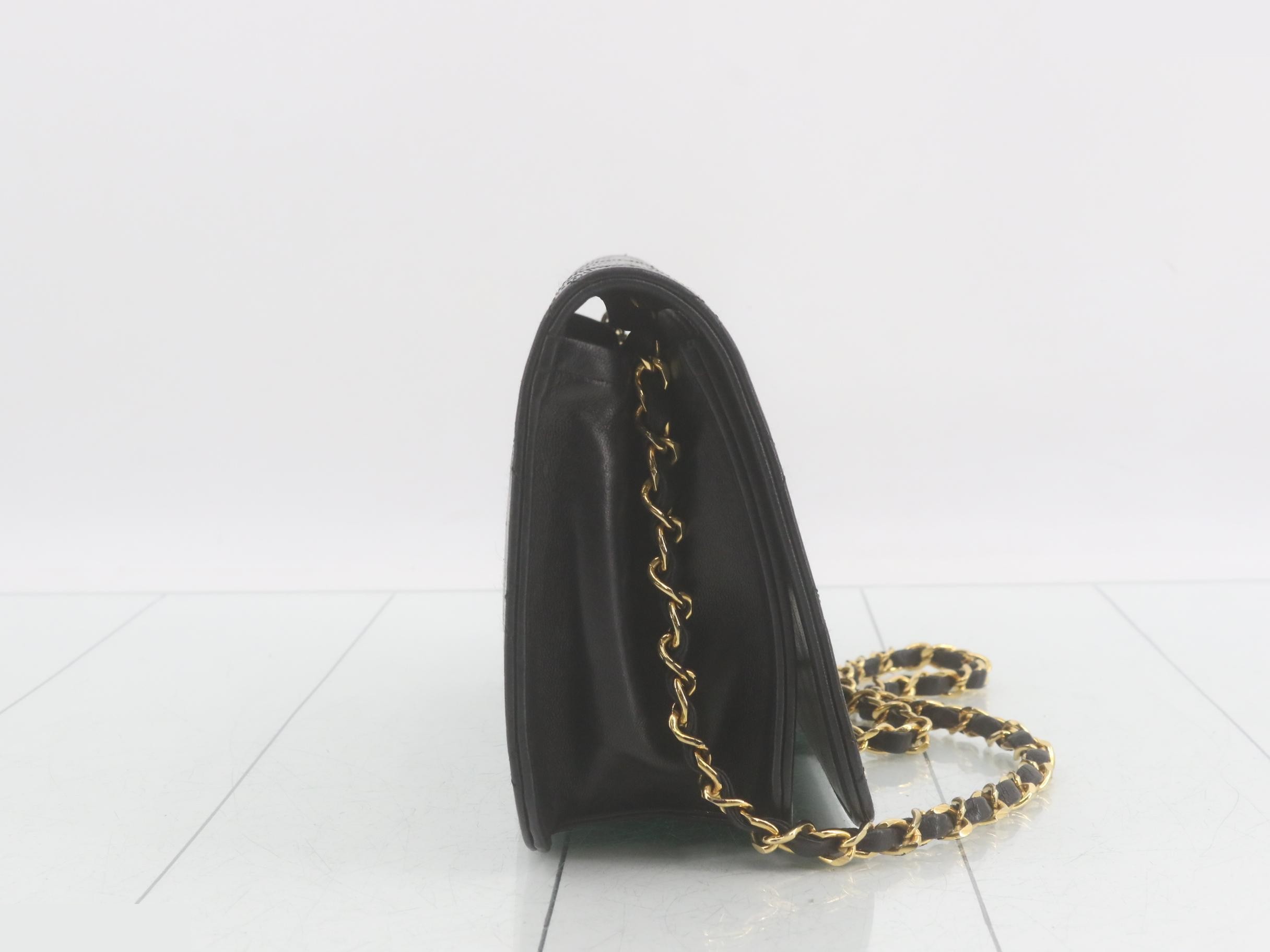 Matelassé (bag) - Shoulder bag — view 4