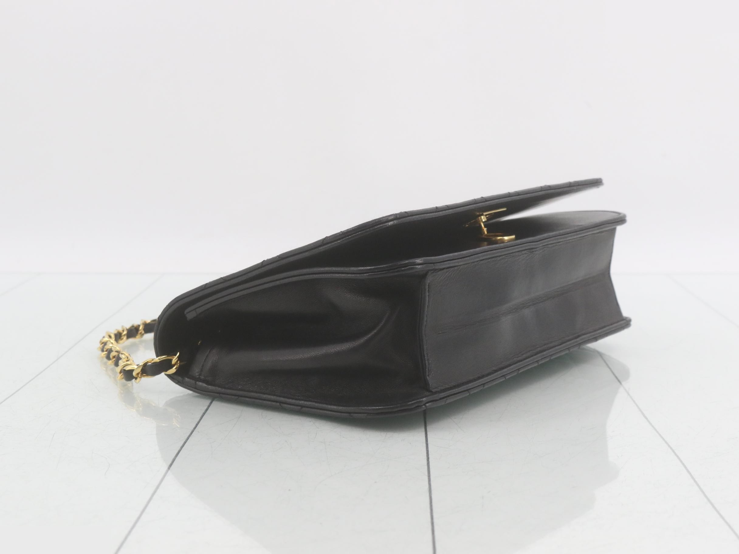 Matelassé (bag) - Shoulder bag — view 5
