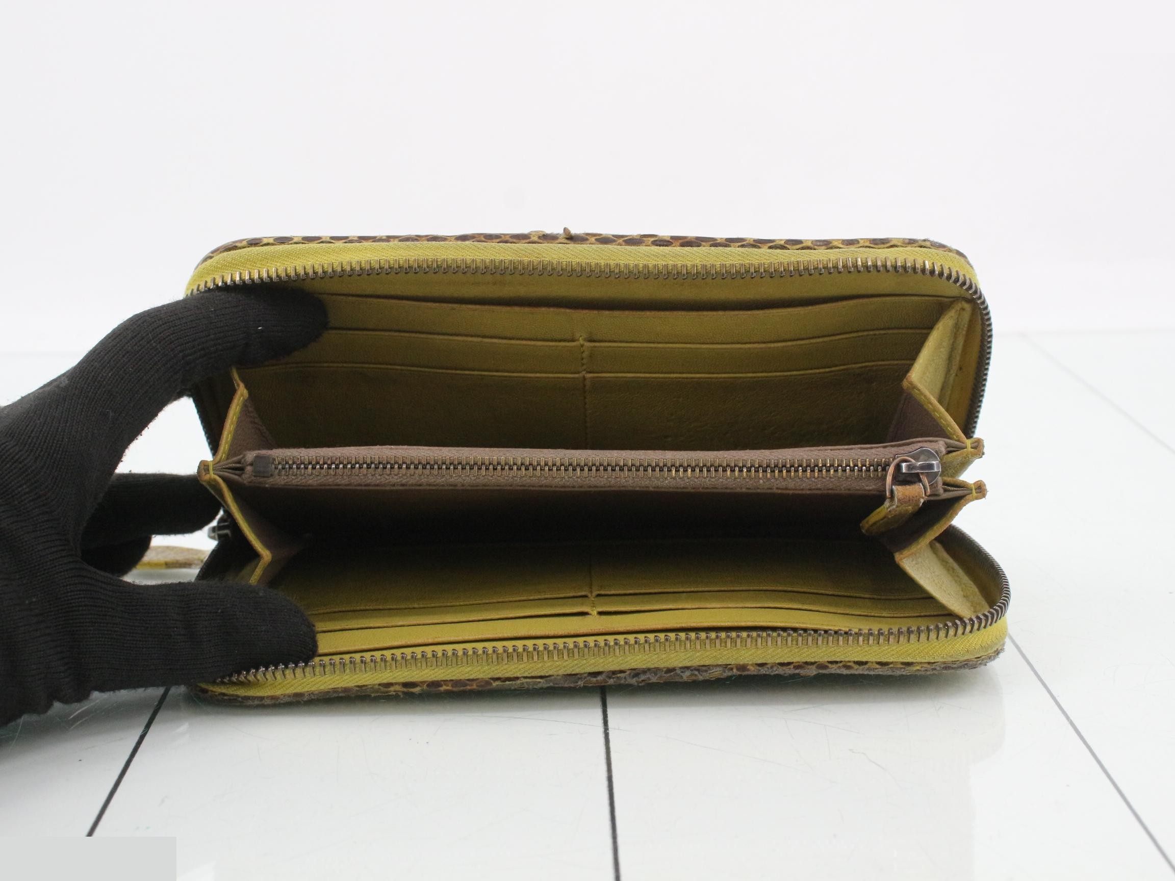 Long Wallet — view 4