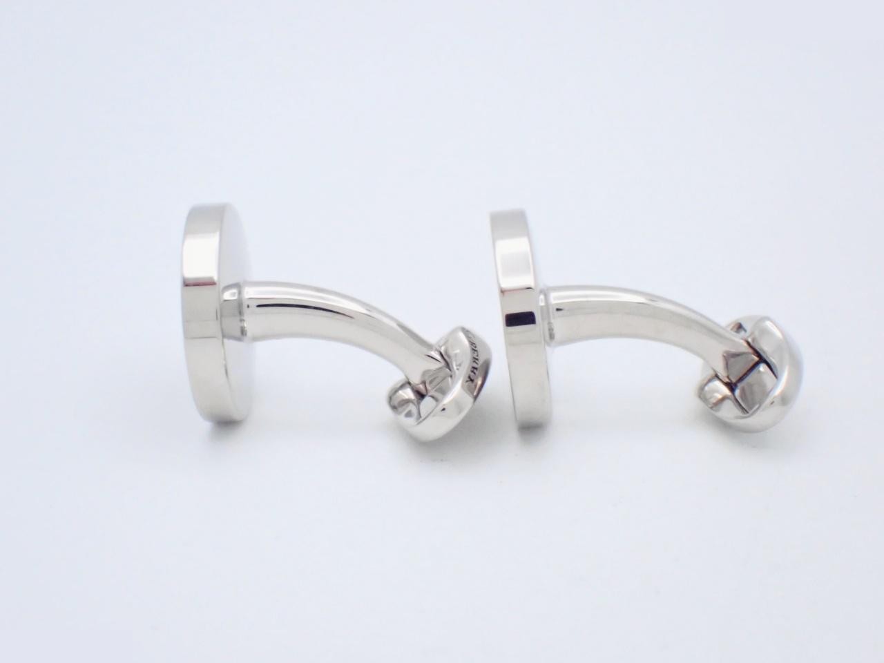 Other lines: Small items, accessories, cufflinks, tie clips, round logo — view 3