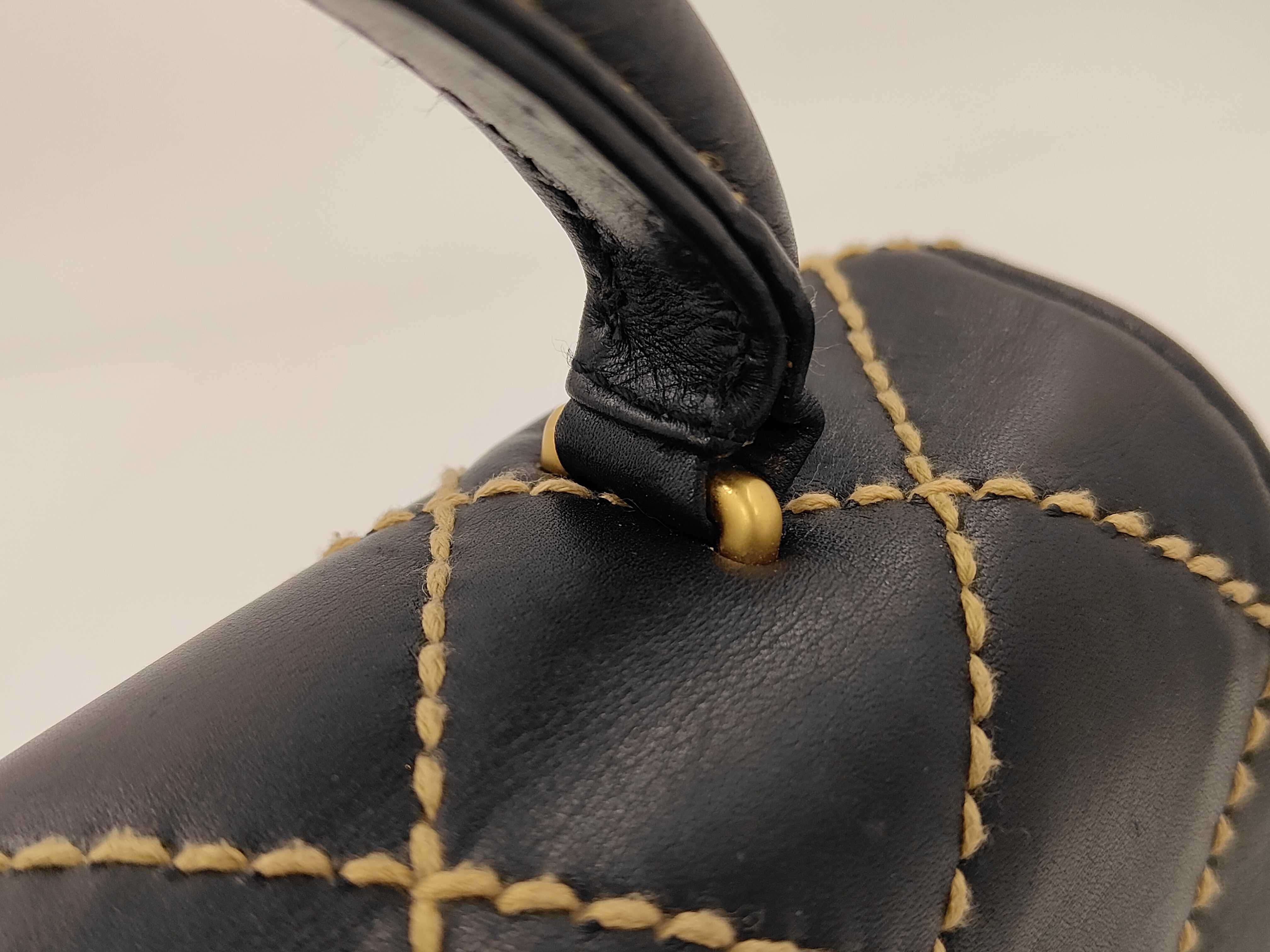 Matelassé 30 Wild Stitch Kelly-style Black Handbag (Serial Number 9) — view 5