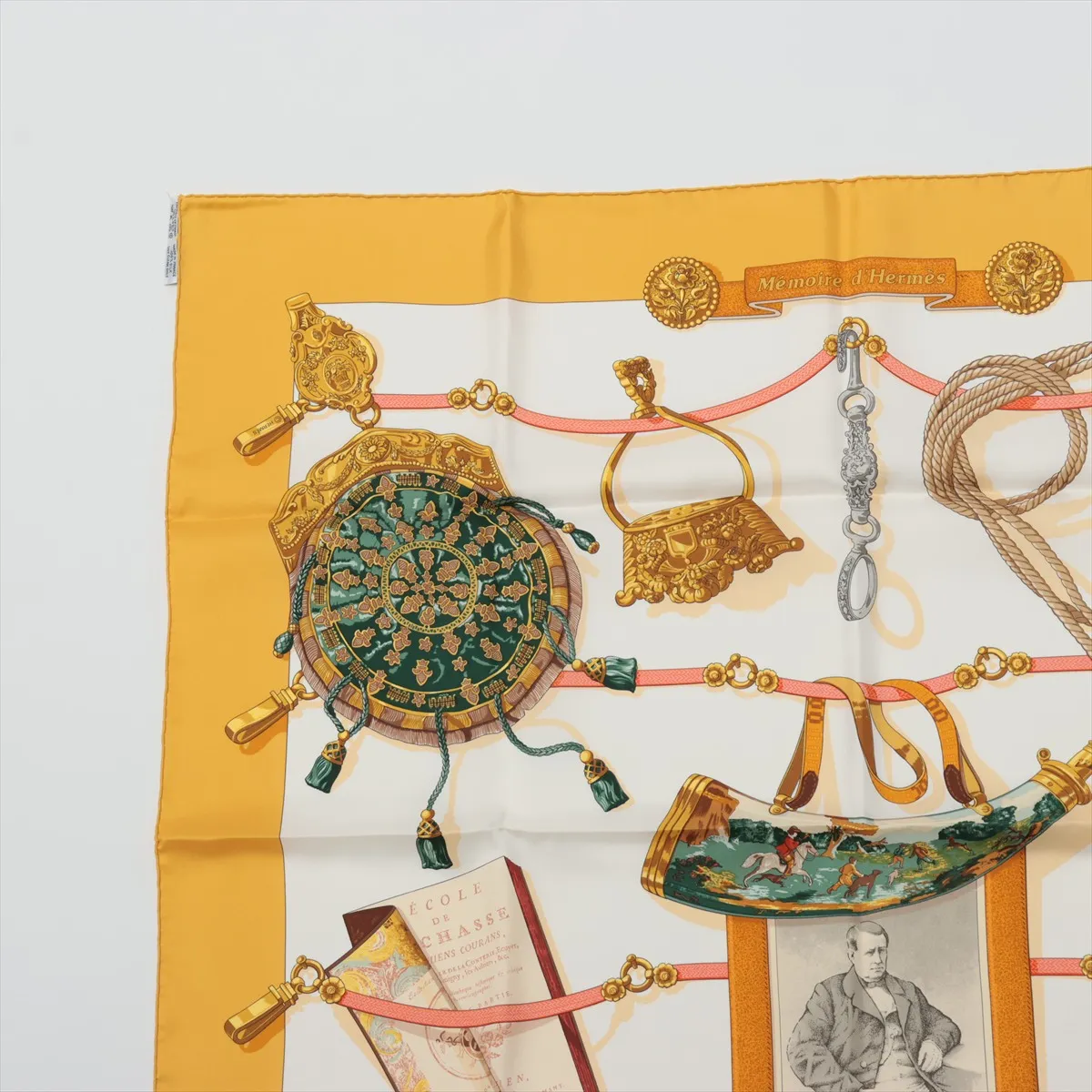 Carre 90 Memoire d'Hermes Memories of Scarf Silk Yellow — view 2