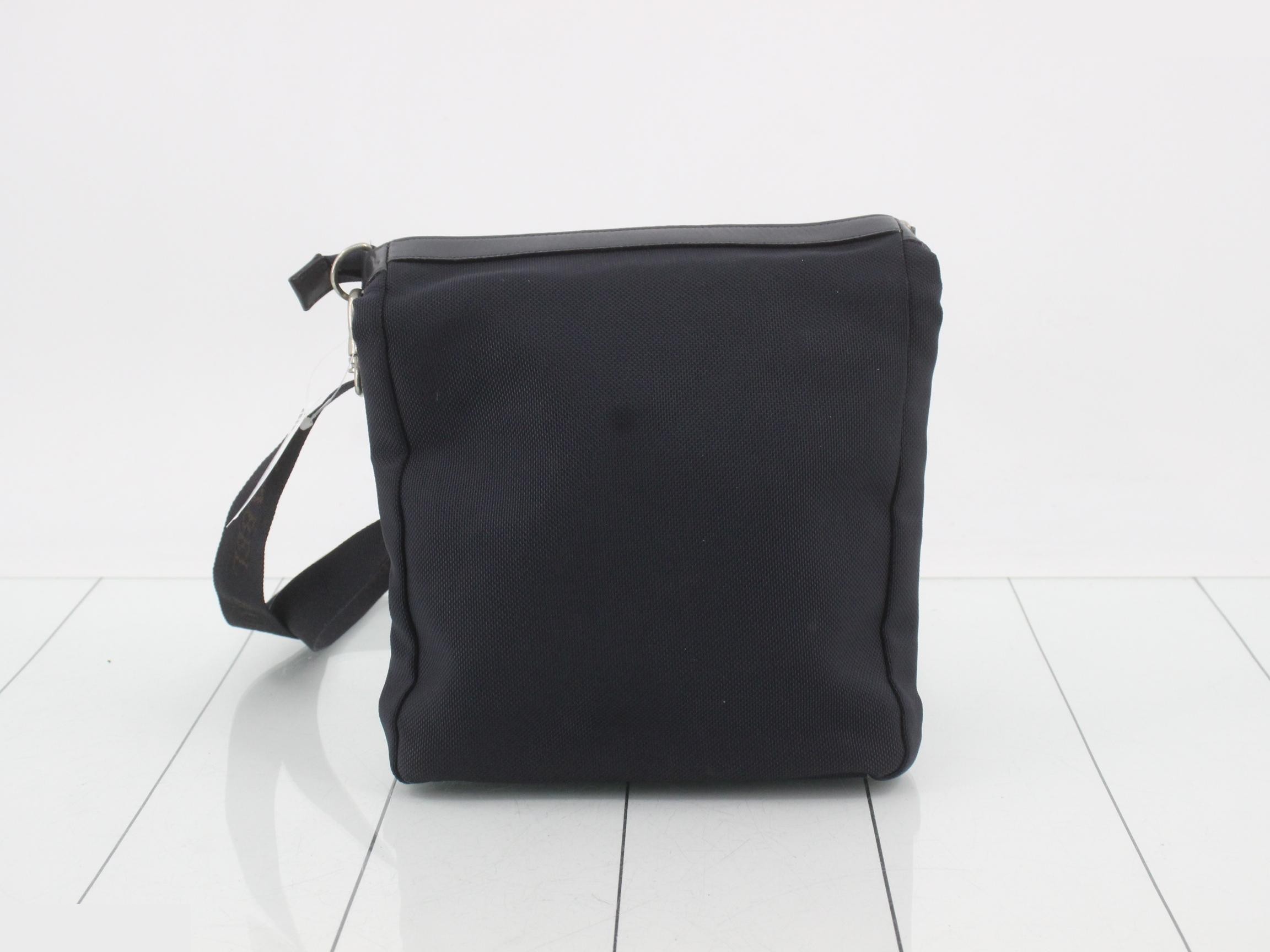 Black Label Nova Check Shoulder Bag — view 2
