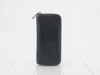 Taiga Zippy Wallet Vertical Round Zipper Long Wallet