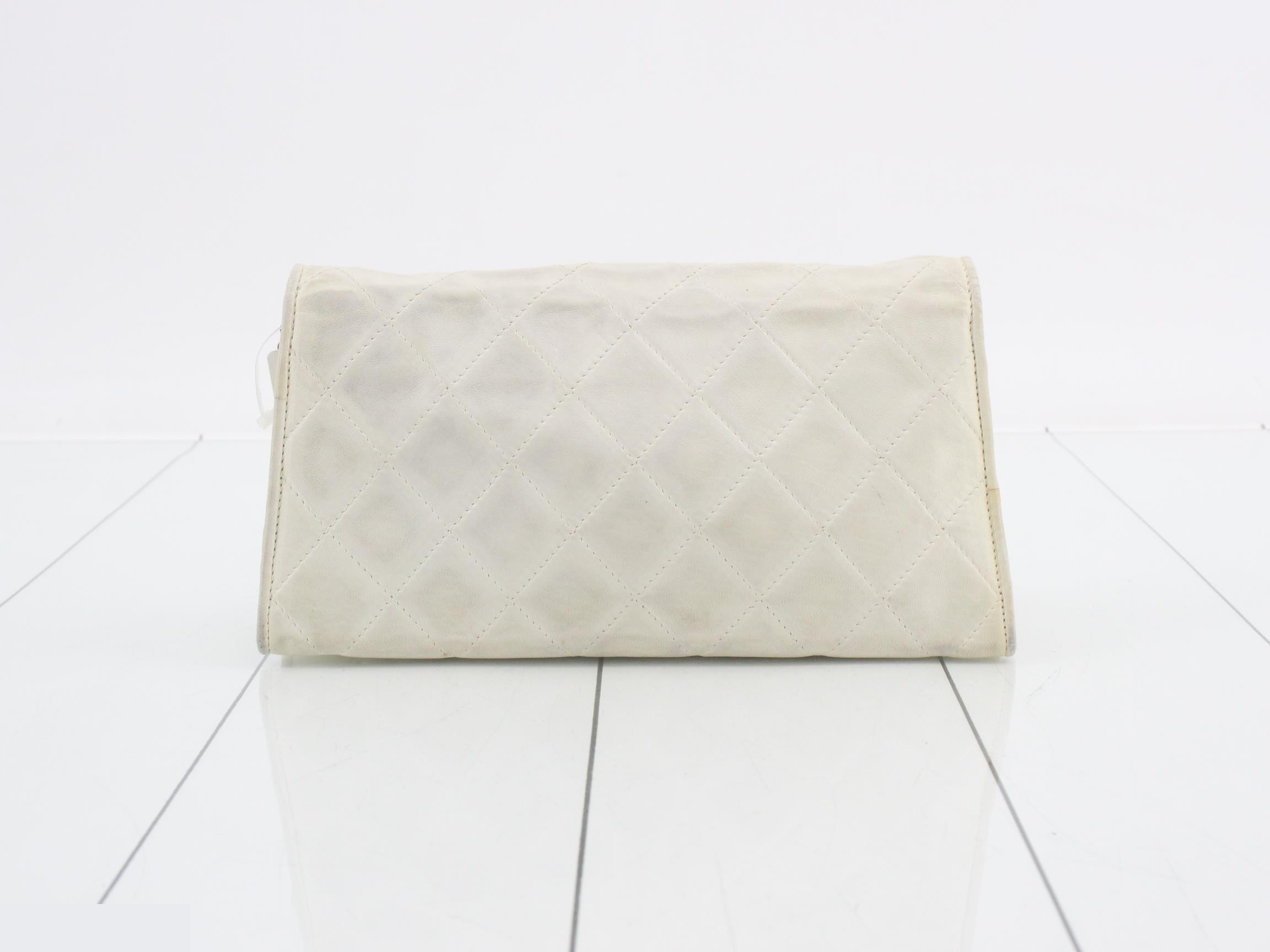 Matelassé (bag) - Shoulder bag - White — view 2