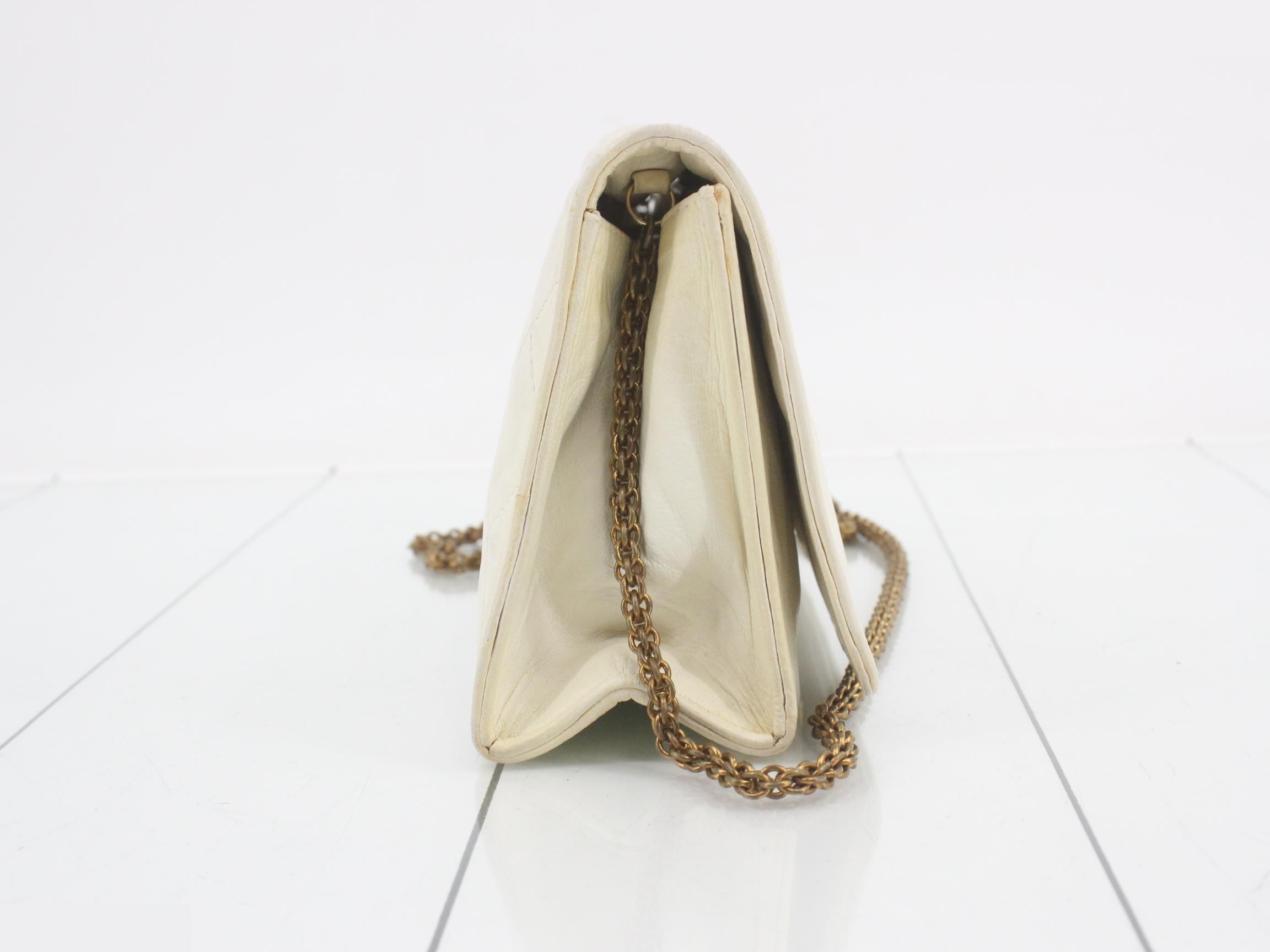 Matelassé (bag) - Shoulder bag - White — view 4