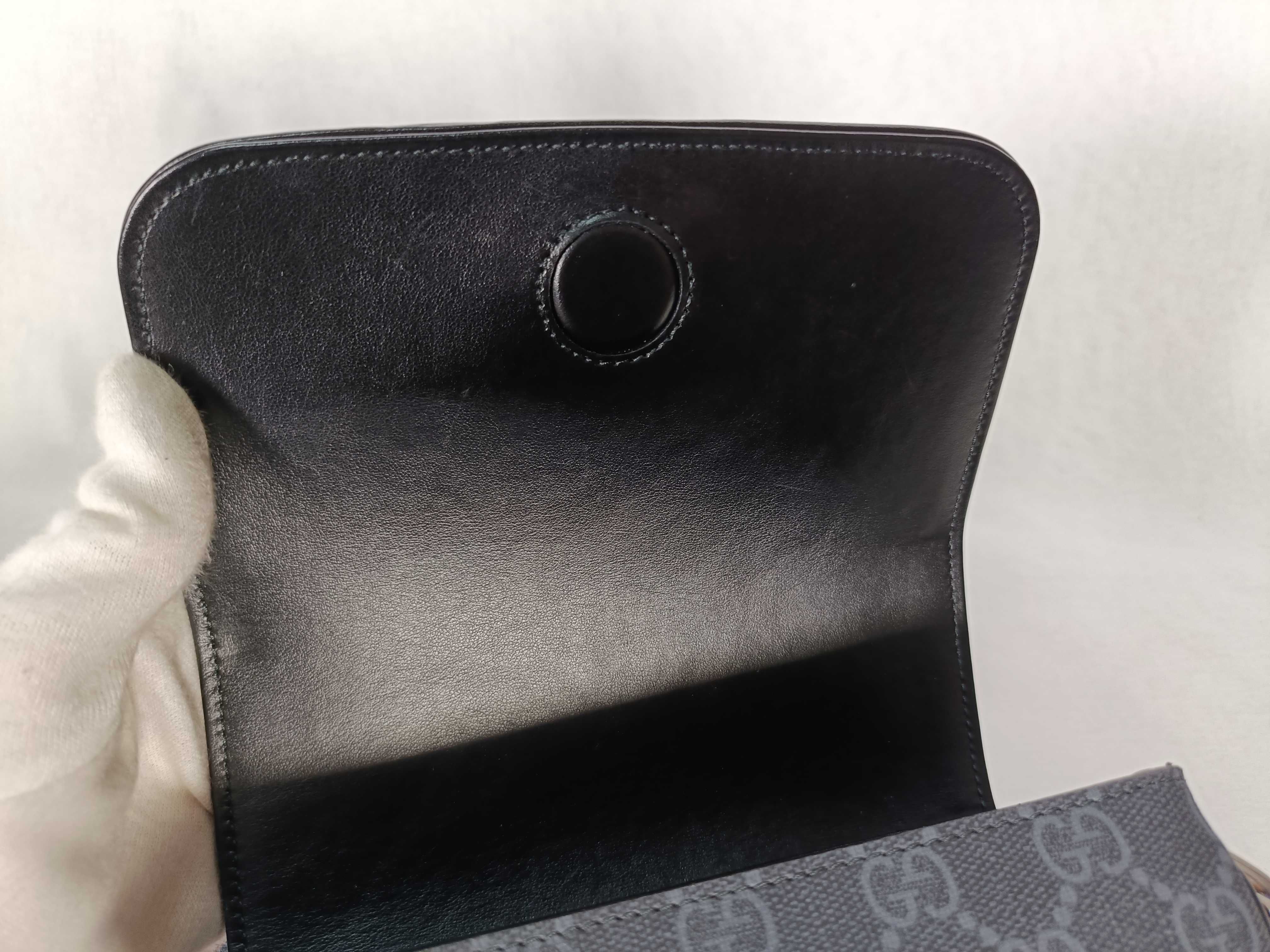 GG Supreme Shoulder Bag — view 8