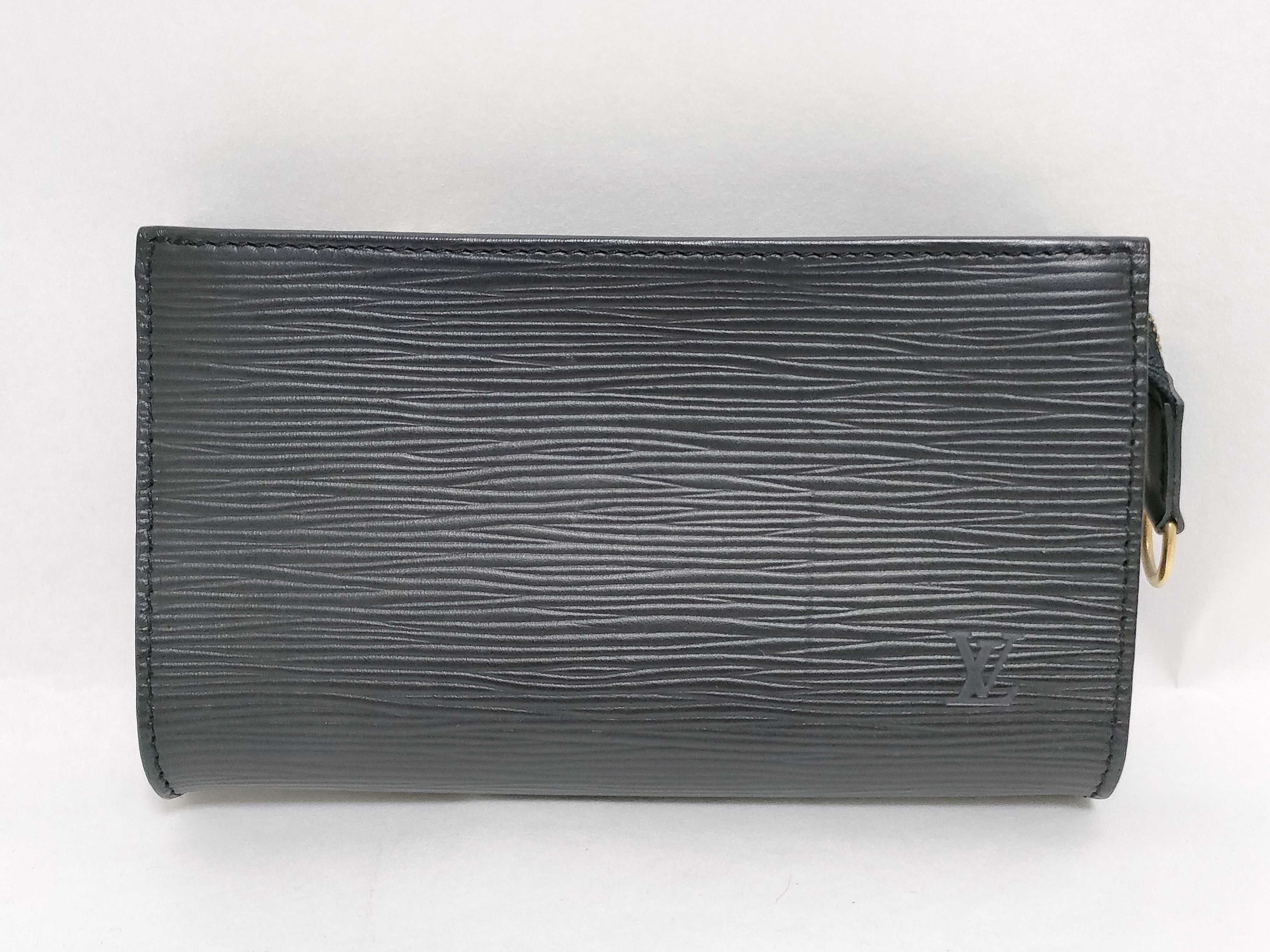 Epi Leather Pouch (Black)