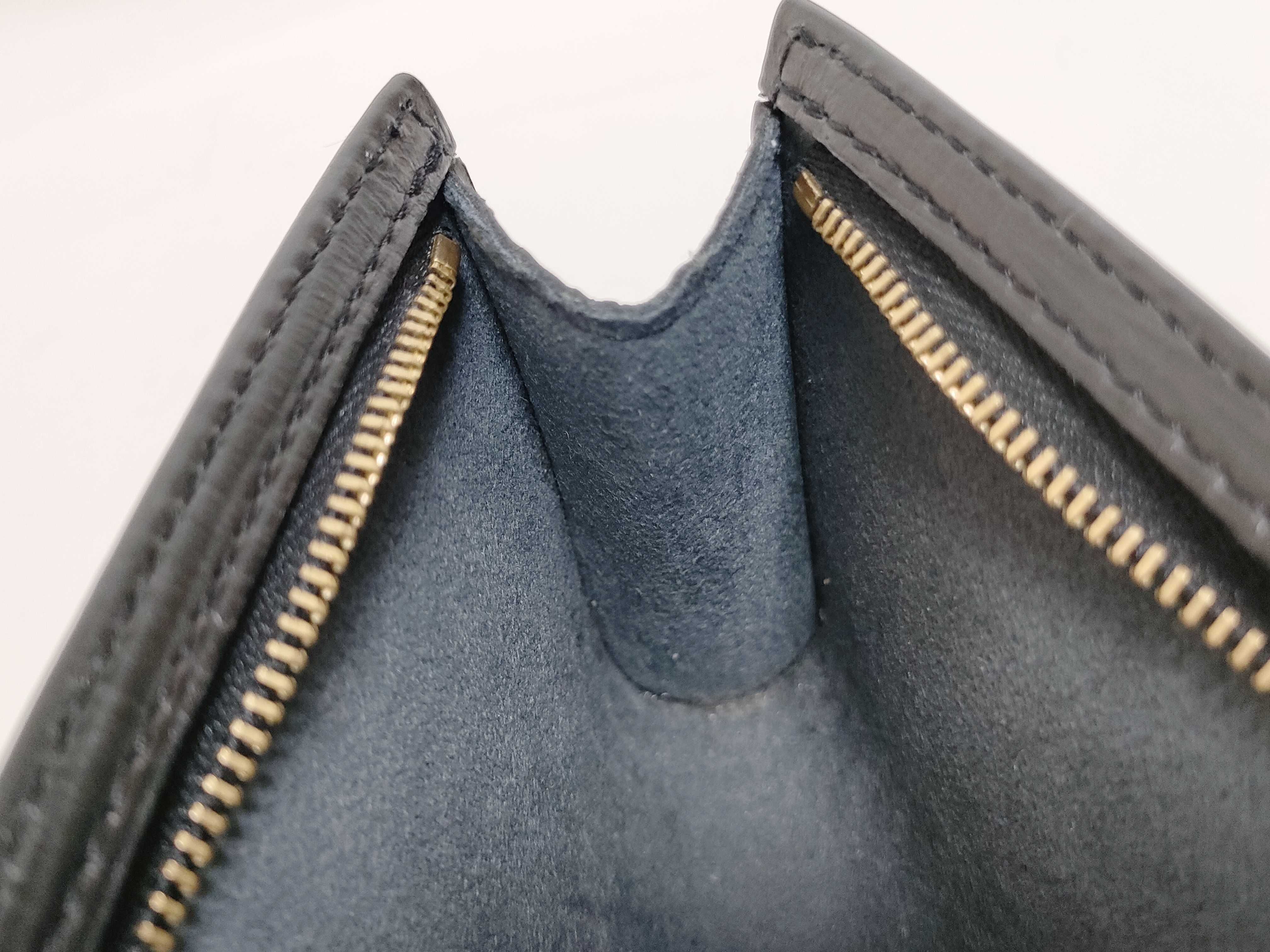 Epi Leather Pouch (Black) — view 7