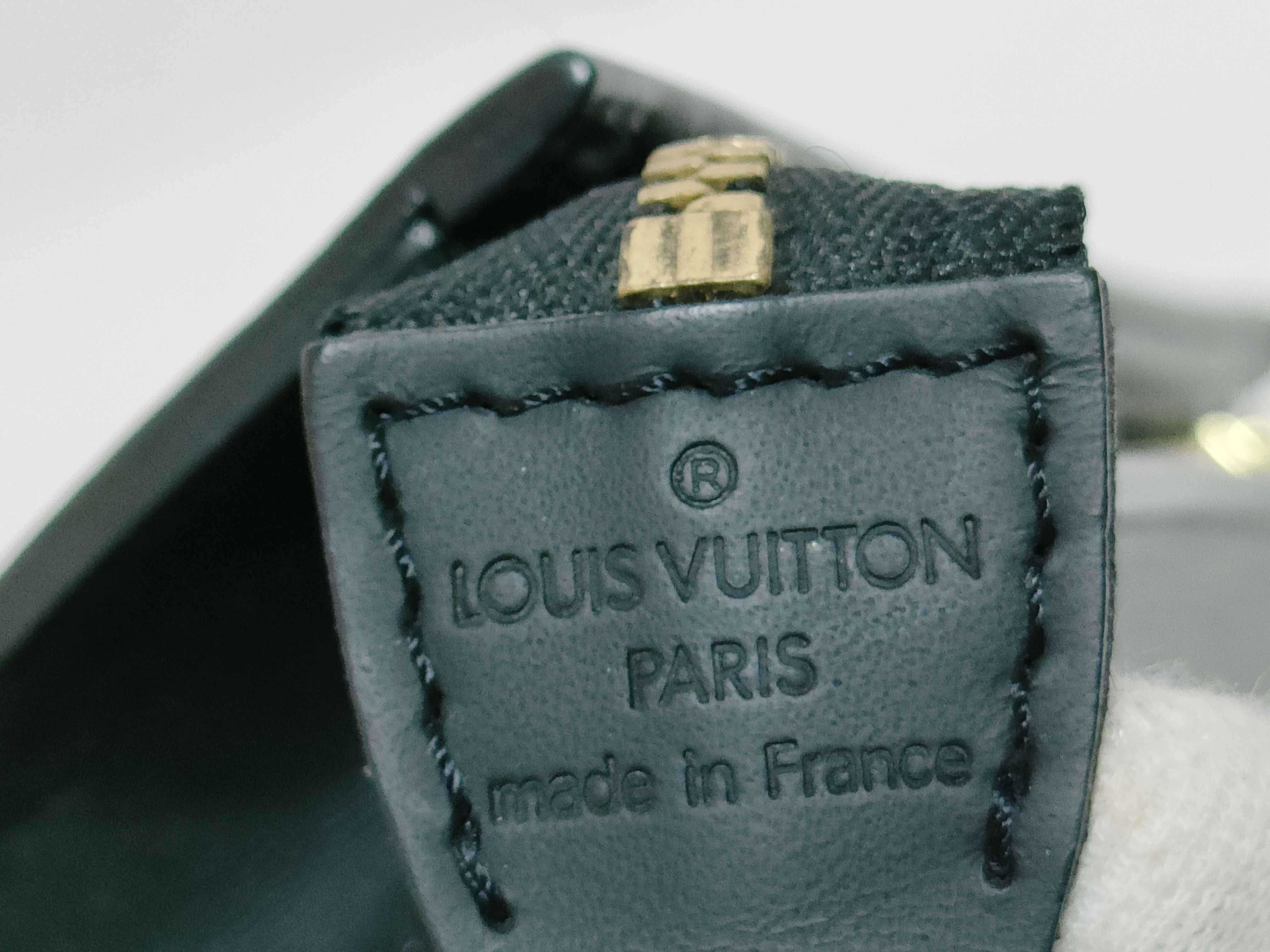 Epi Leather Pouch (Black) — view 9