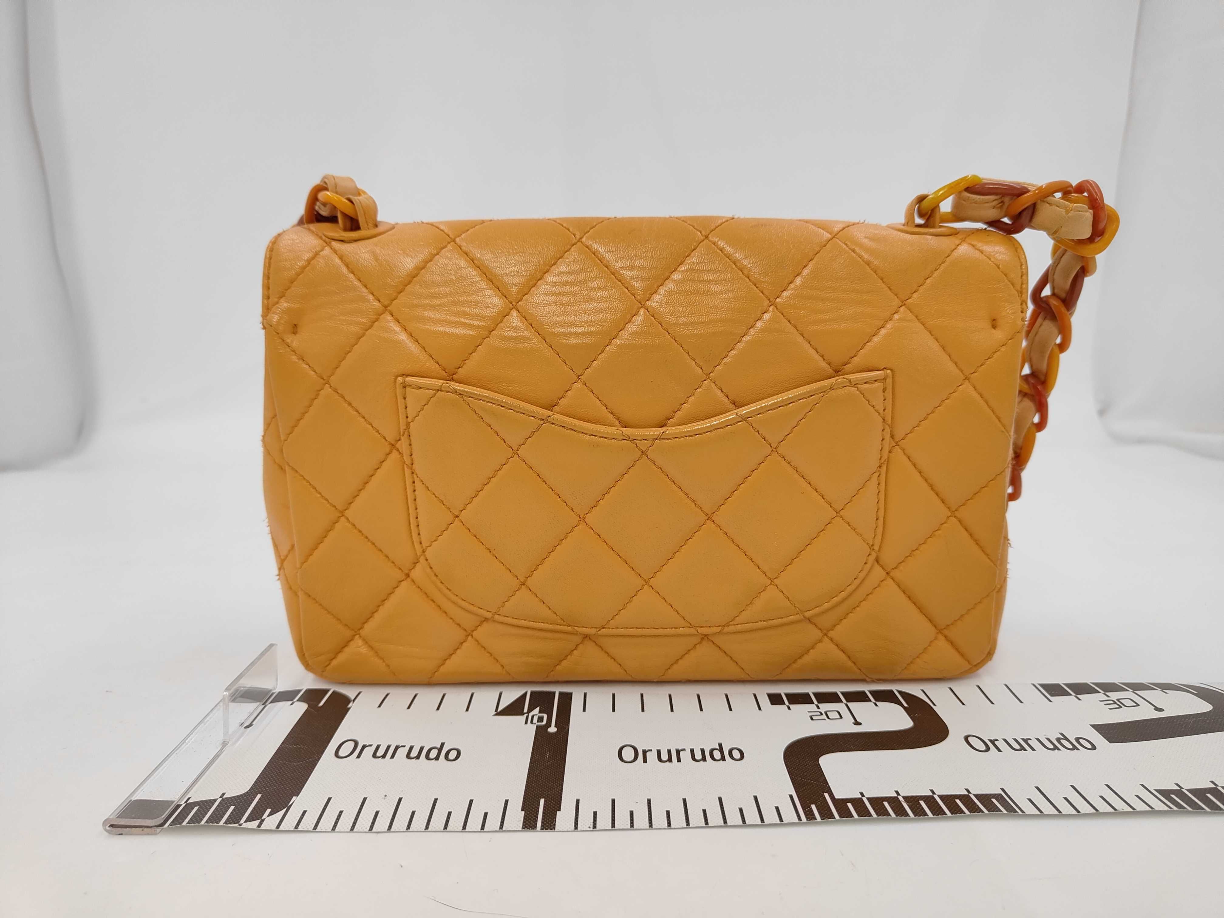 Matelassé Plastic Chain Shoulder Bag 5392100 — view 2
