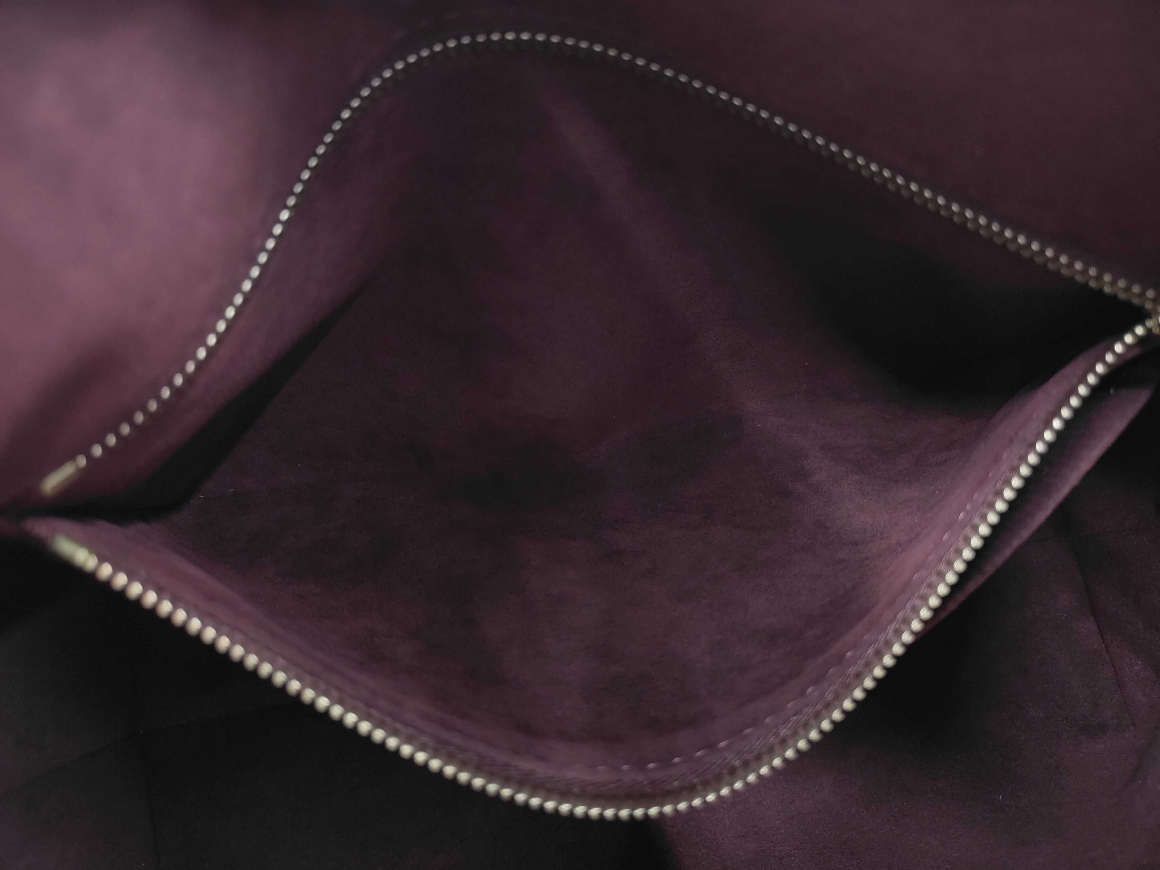 Monogram Carryall NM PM M46203 Shoulder Bag — view 9
