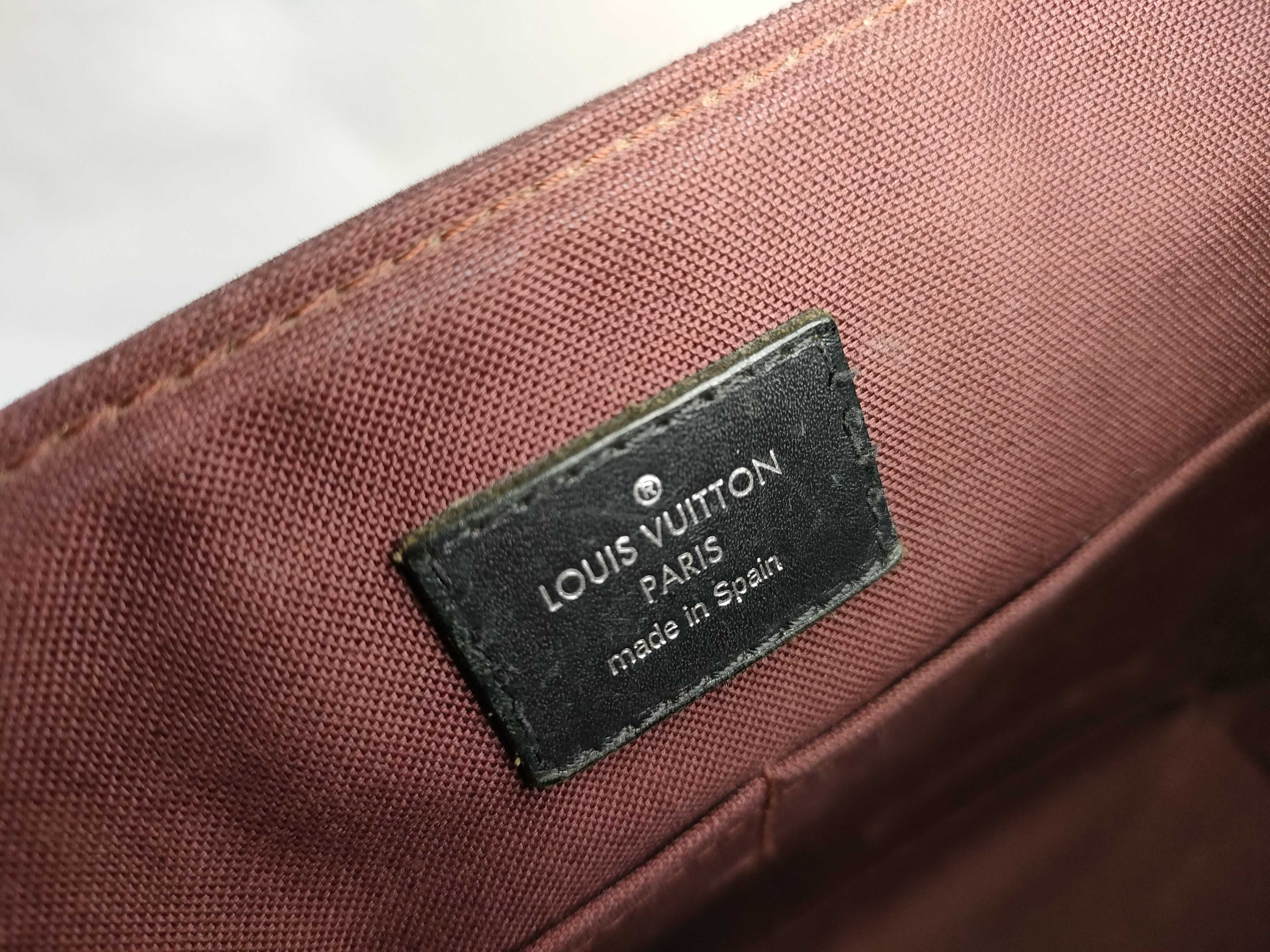 Monogram LV M40935 District PM Shoulder Bag — view 11
