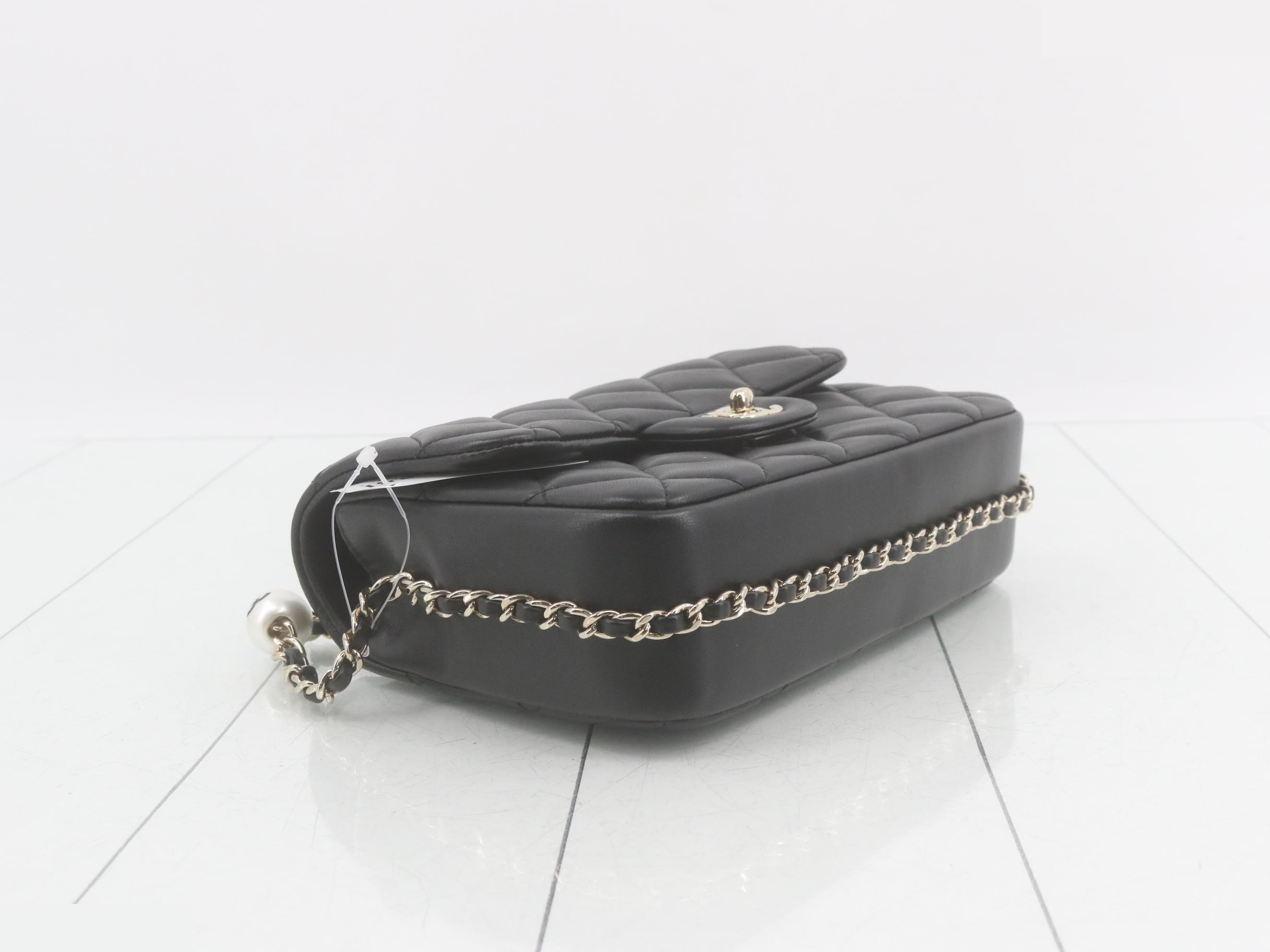 Matelassé Lambskin Pearl Chain Shoulder Bag — view 5