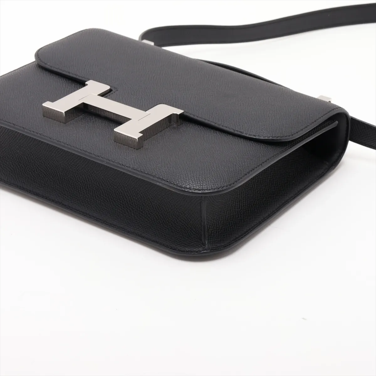 [Individually packaged] Hermes Constance 24 Miroir Veau Epsom Black Silver Hardware K:2025 with mirror — view 3
