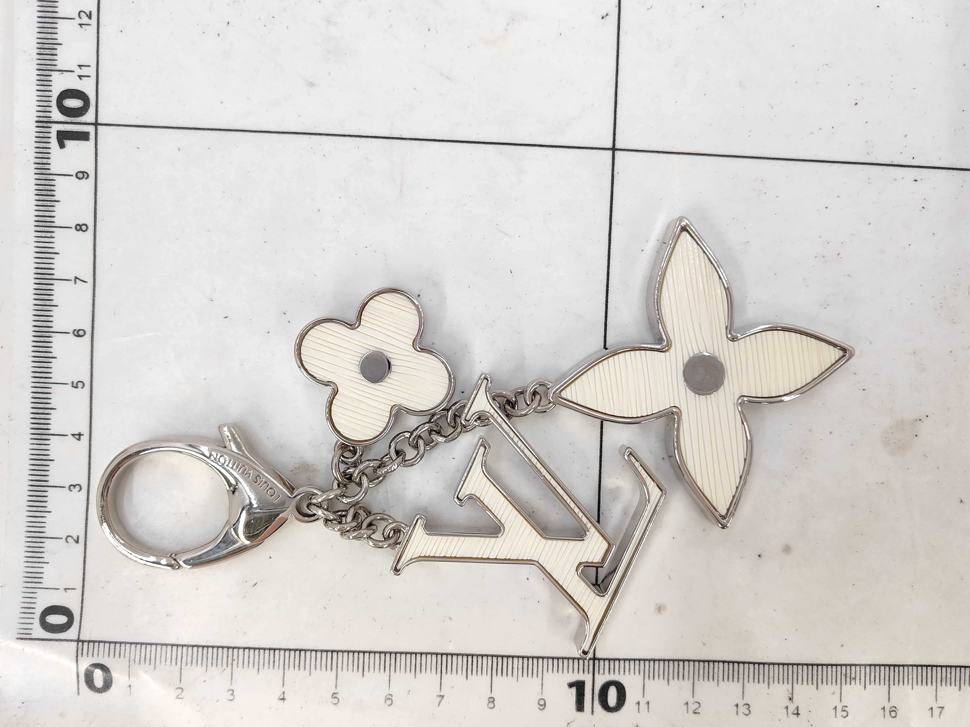 Bijou Sac Fleur de Epi Charm, Ivoire x Silver, M65085/DP0142 — view 6