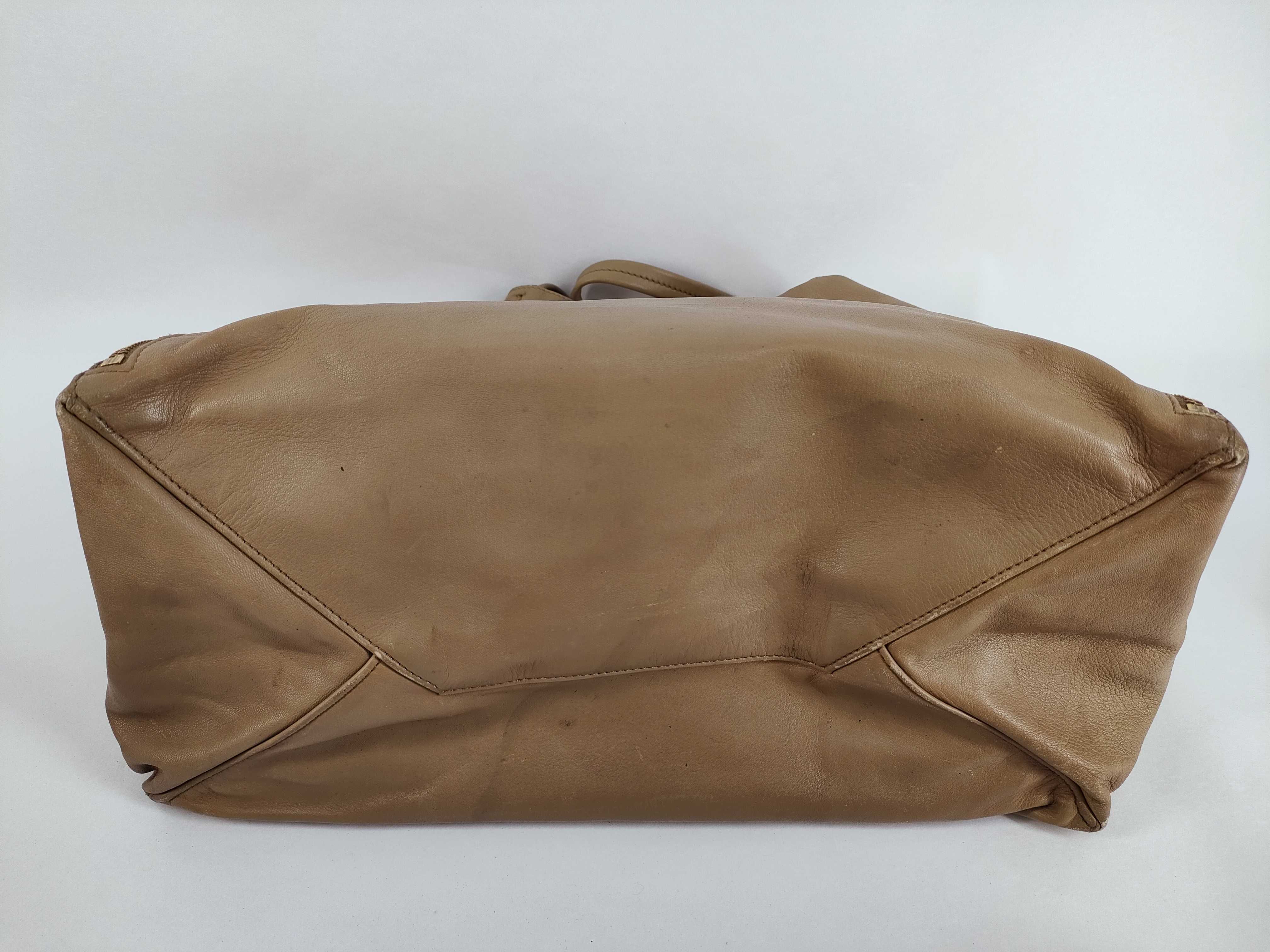 Horizontal Cabas Tote Bag with Side Zip — view 7