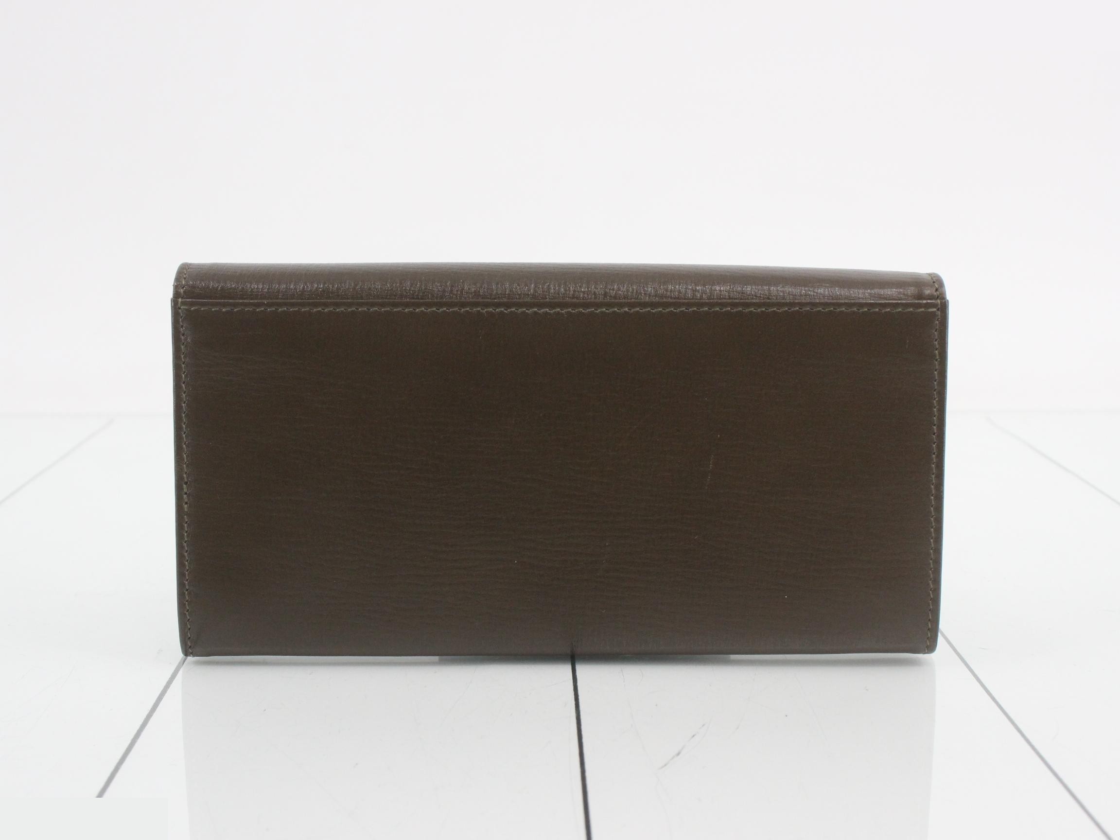 long wallet — view 2