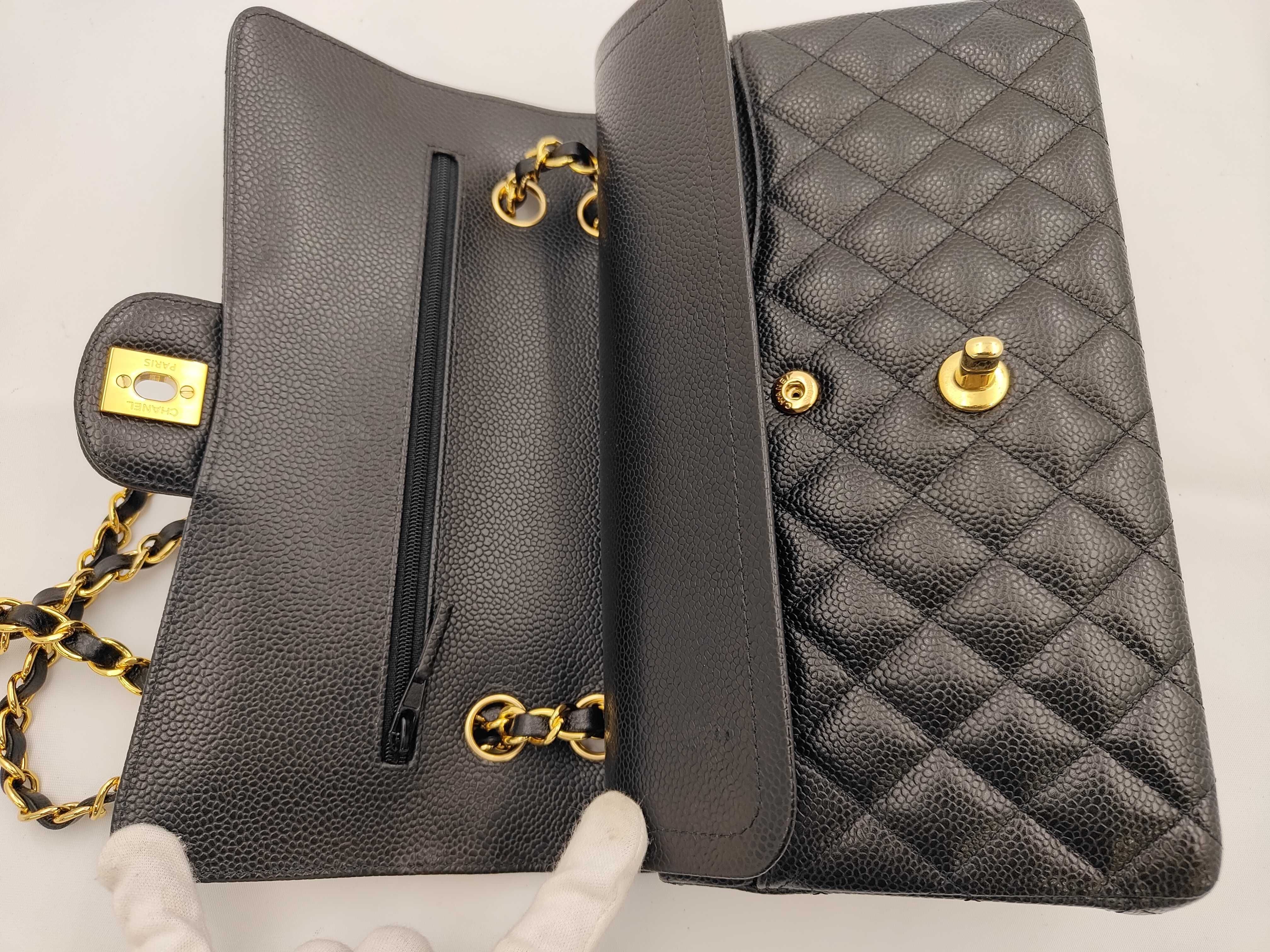Matelassé 25 Double Flap Caviar Black Chain Shoulder Bag — view 12