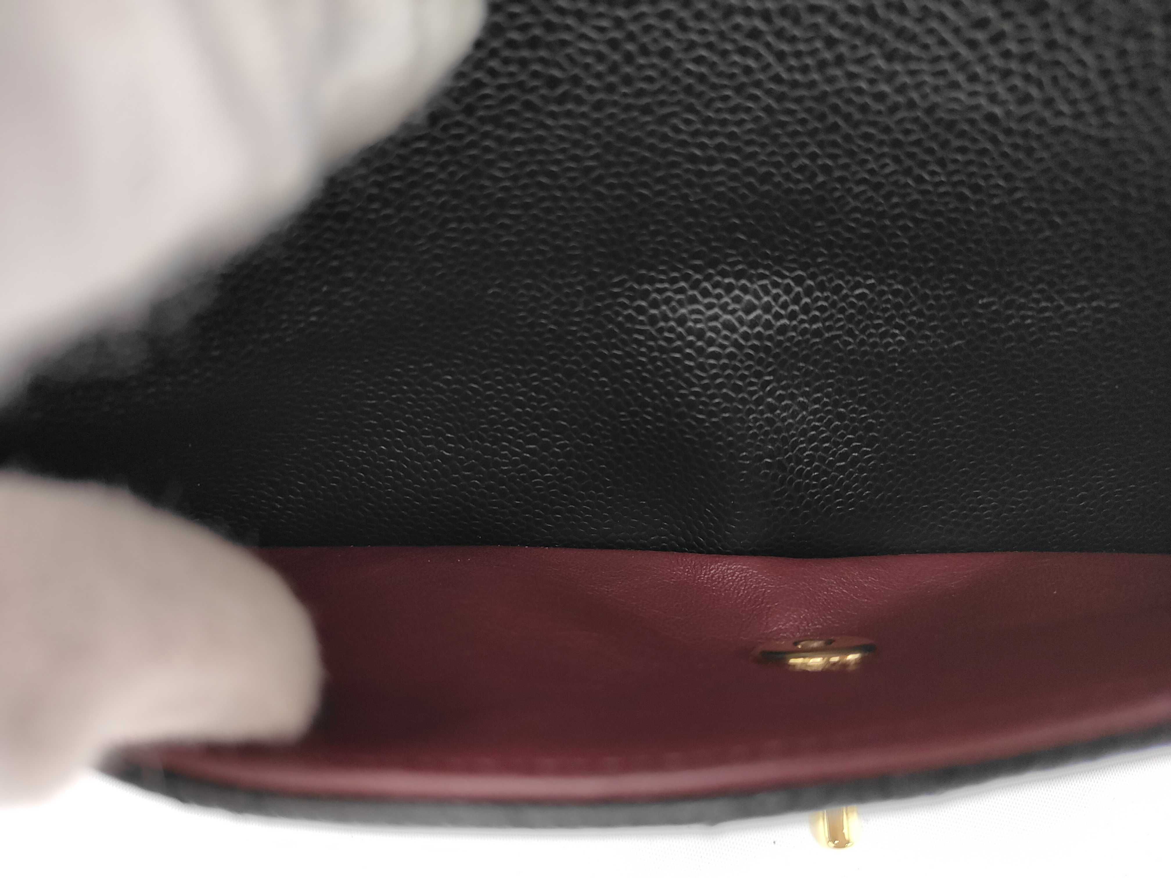 Matelassé 25 Double Flap Caviar Black Chain Shoulder Bag — view 10