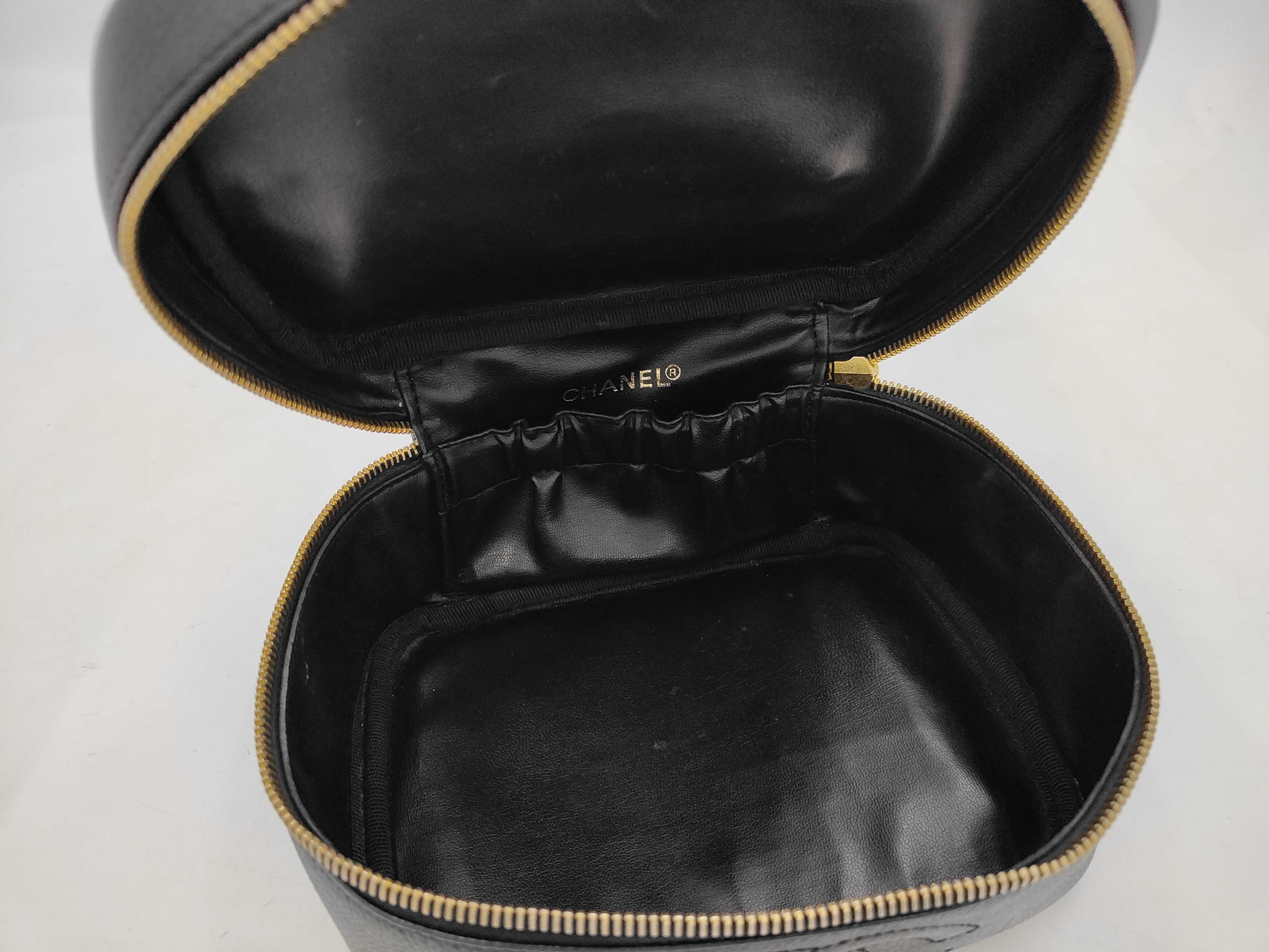 Caviar Skin Coco Mark Vanity Handbag Vanity Bag — view 9