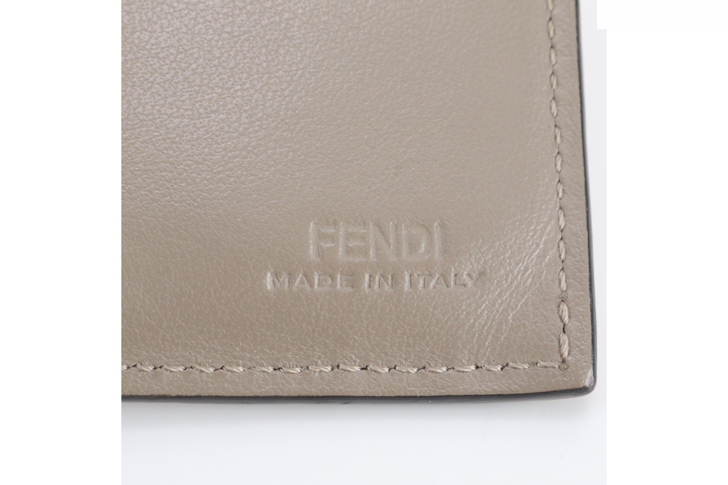 8M0387 Leather Bi-fold Wallet Compact Wallet — view 8