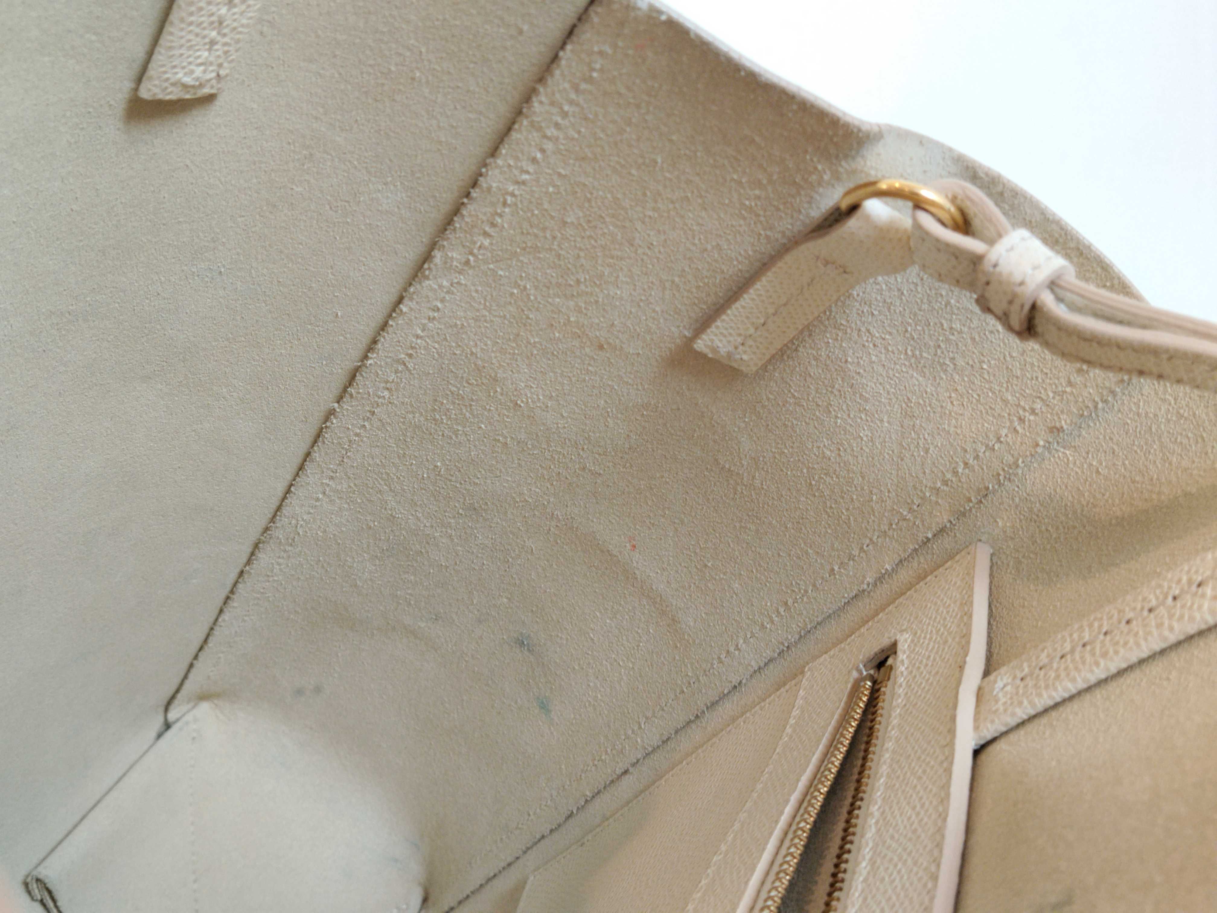 Vertical Cabas Small Leather 2-Way Tote Bag White Tote Bag — view 11