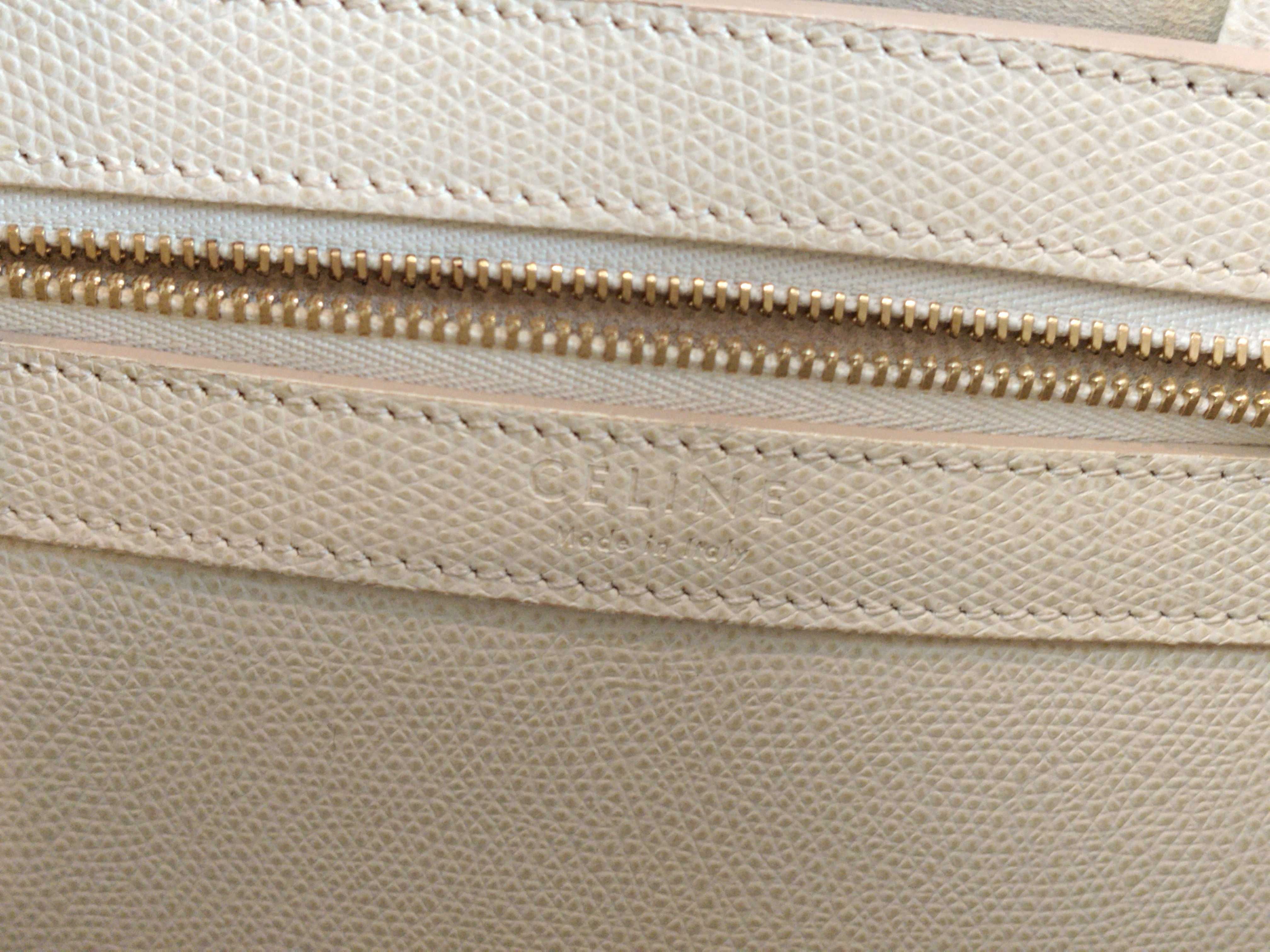 Vertical Cabas Small Leather 2-Way Tote Bag White Tote Bag — view 12