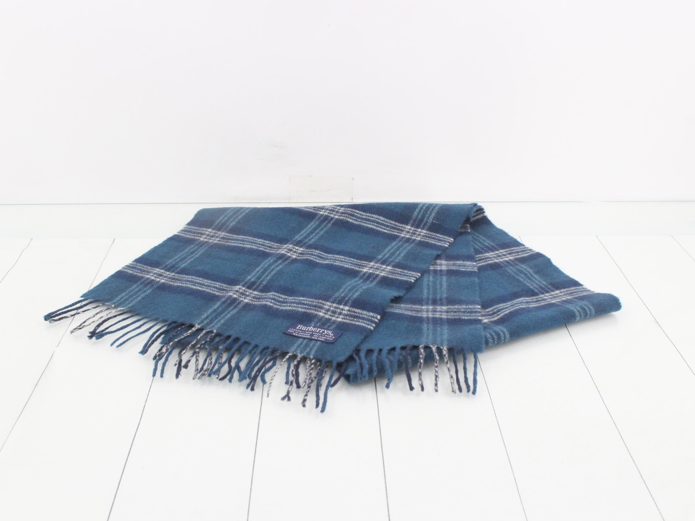 Nova Check Scarf, Navy, 70% Cashmere, 30% Wool — view 2