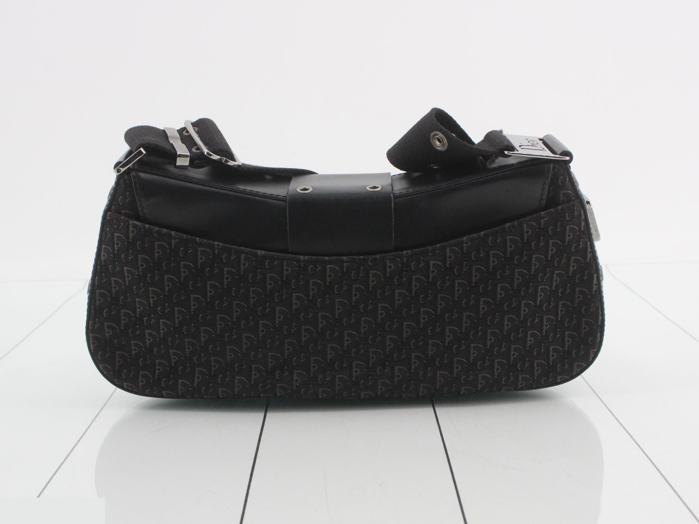 Street Chic Shoulder Bag — view 2
