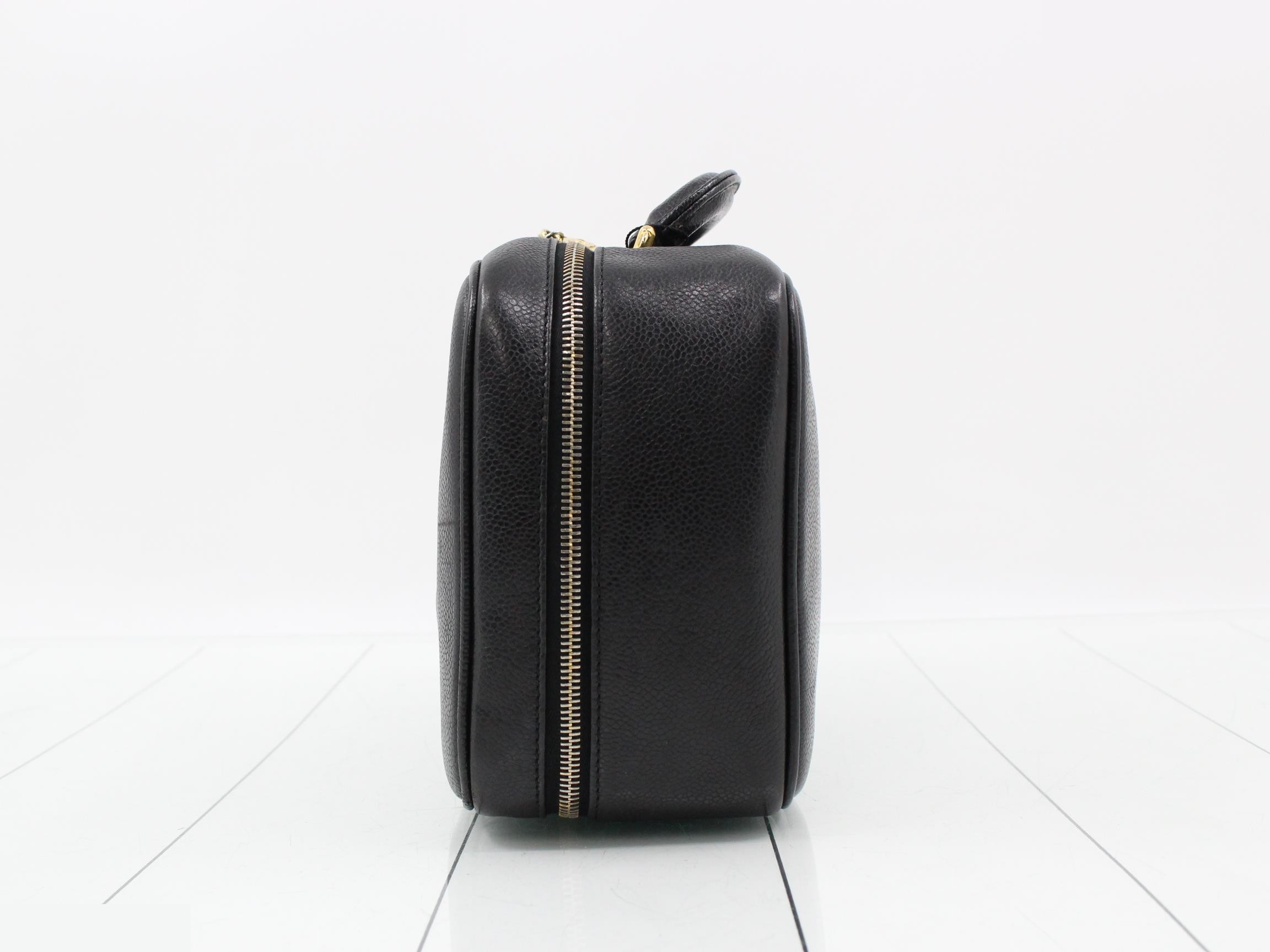 Vintage Classic (Bags) - Handbags — view 3