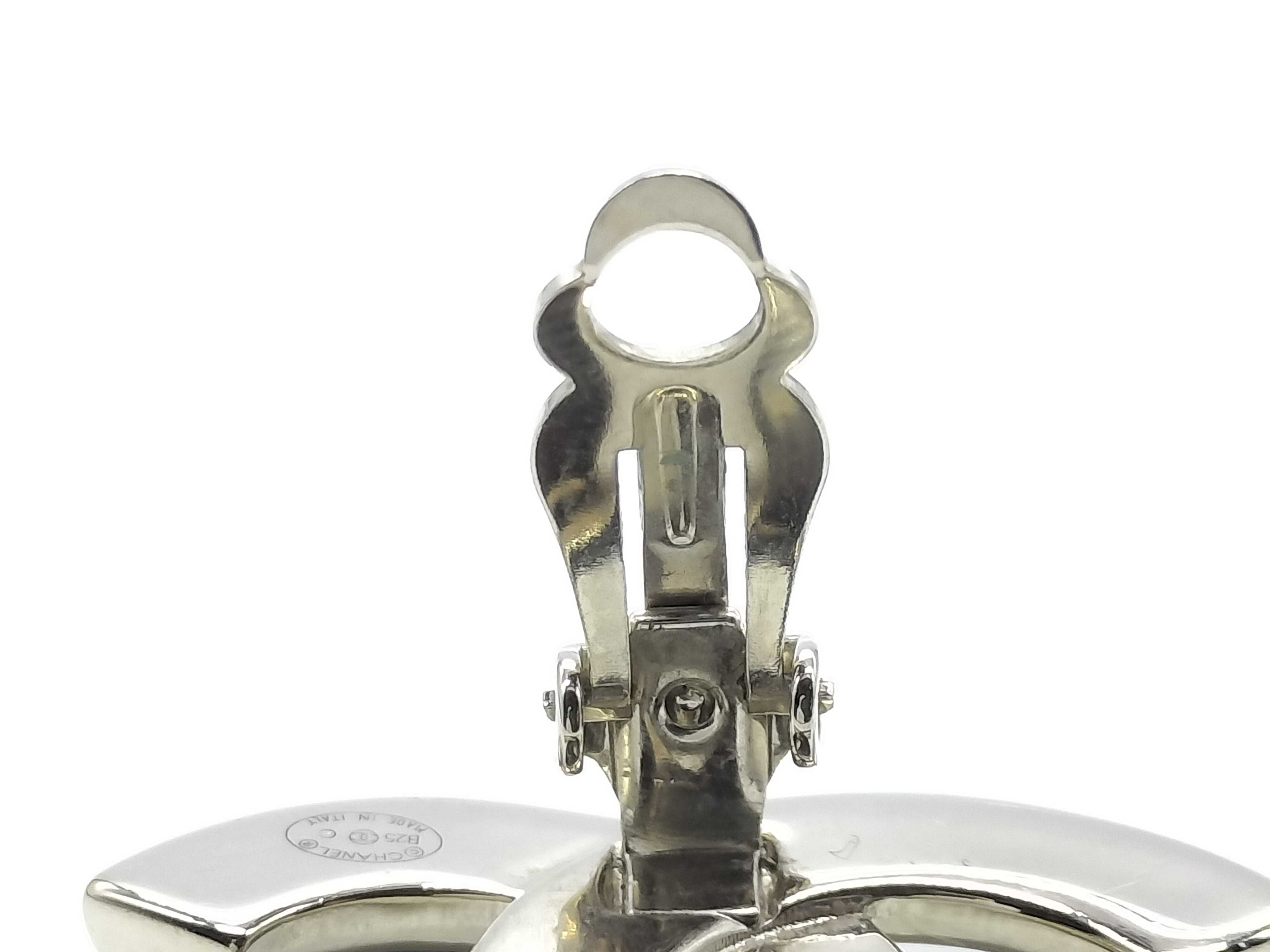 B25 Earrings — view 7