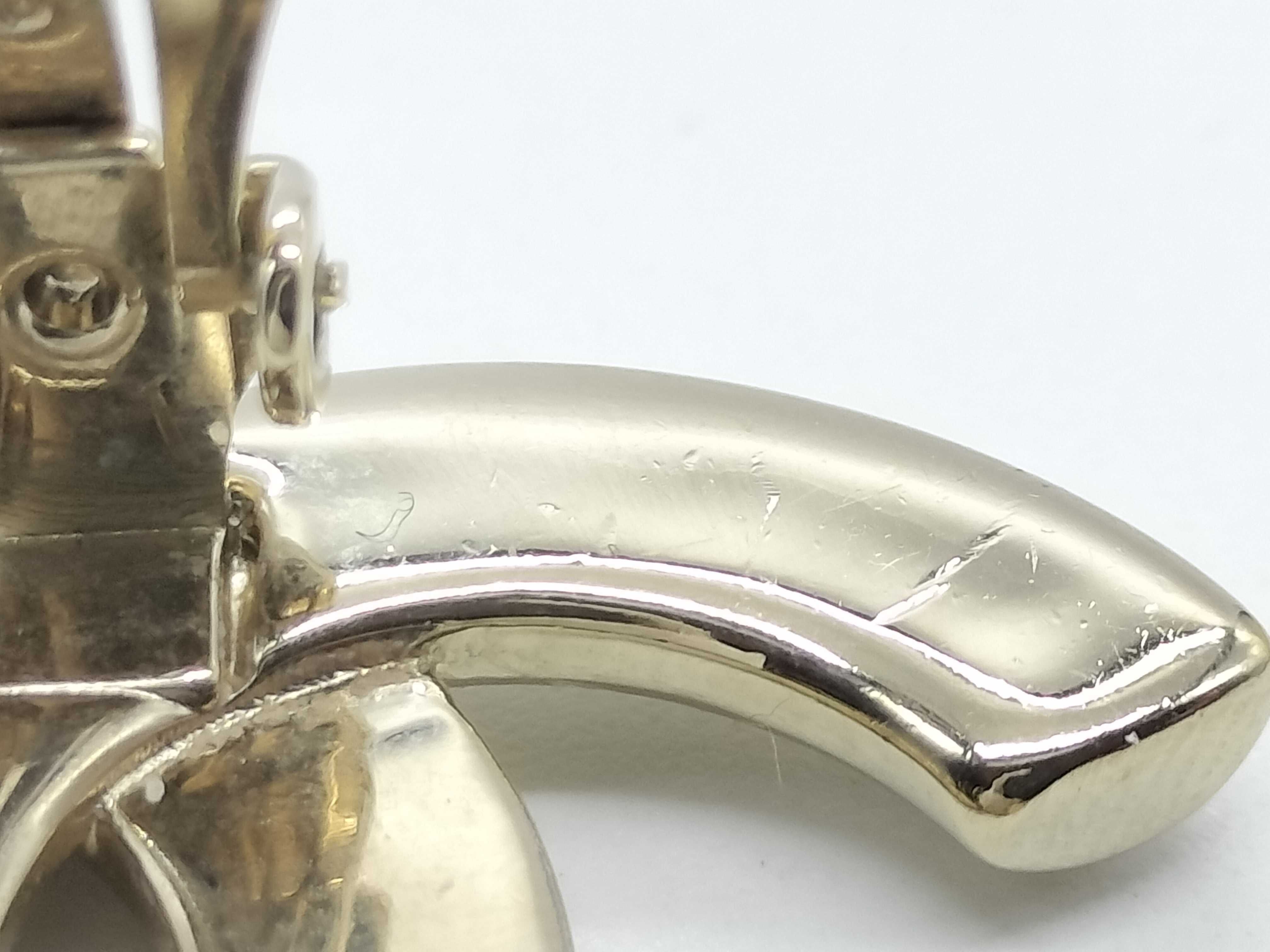 B25 Earrings — view 9