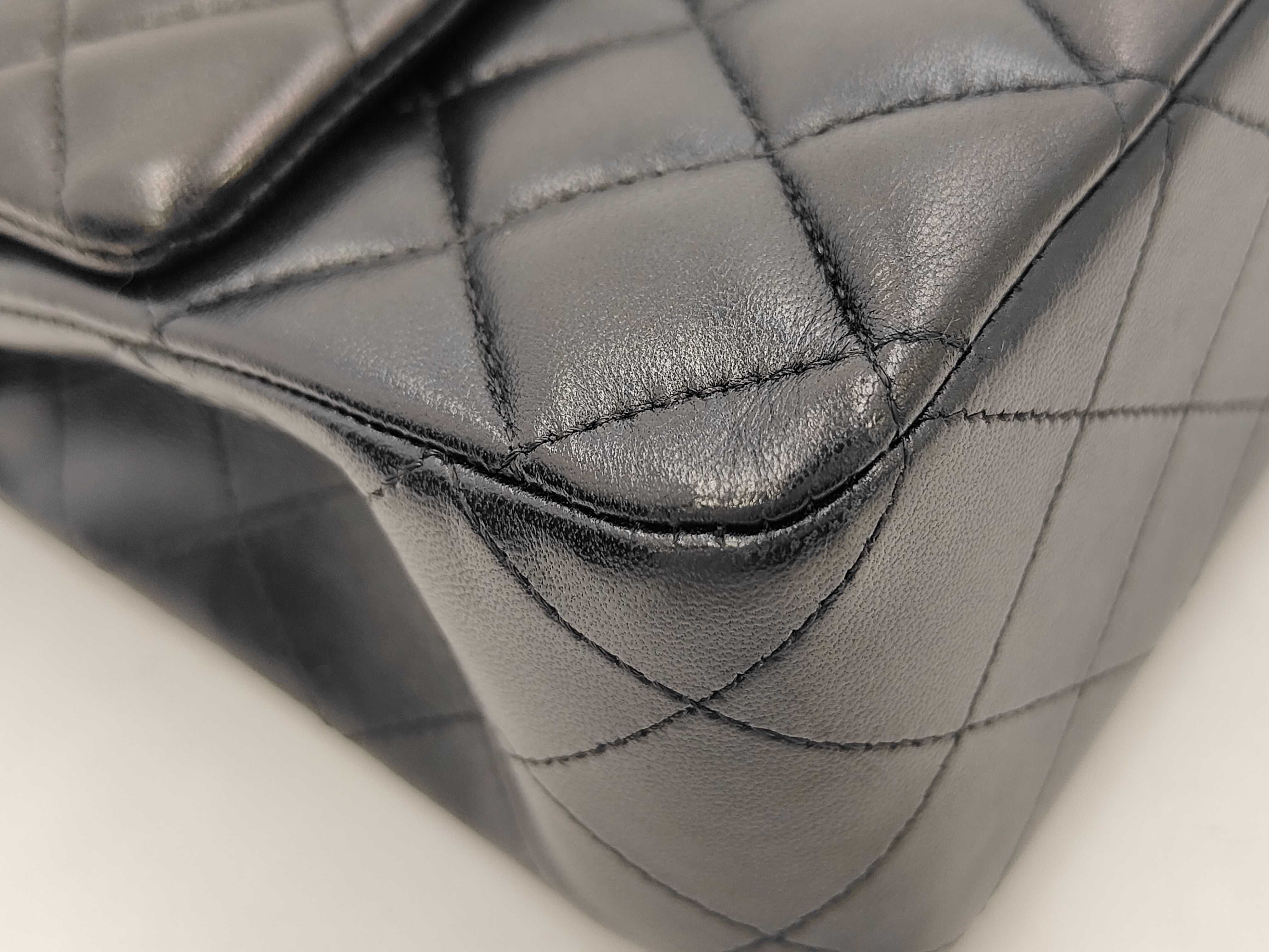 Matelassé 25 Lambskin Black Silver Hardware Double Flap Bag (Serial Number 25) — view 4