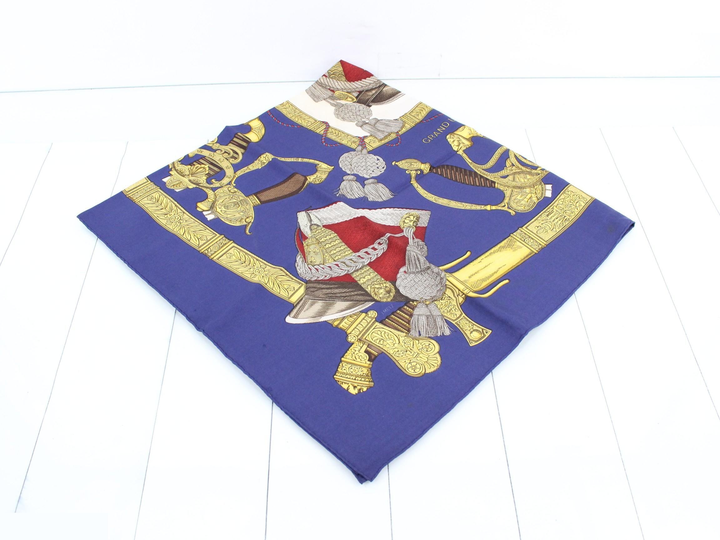 Carre 90 Scarf — view 2