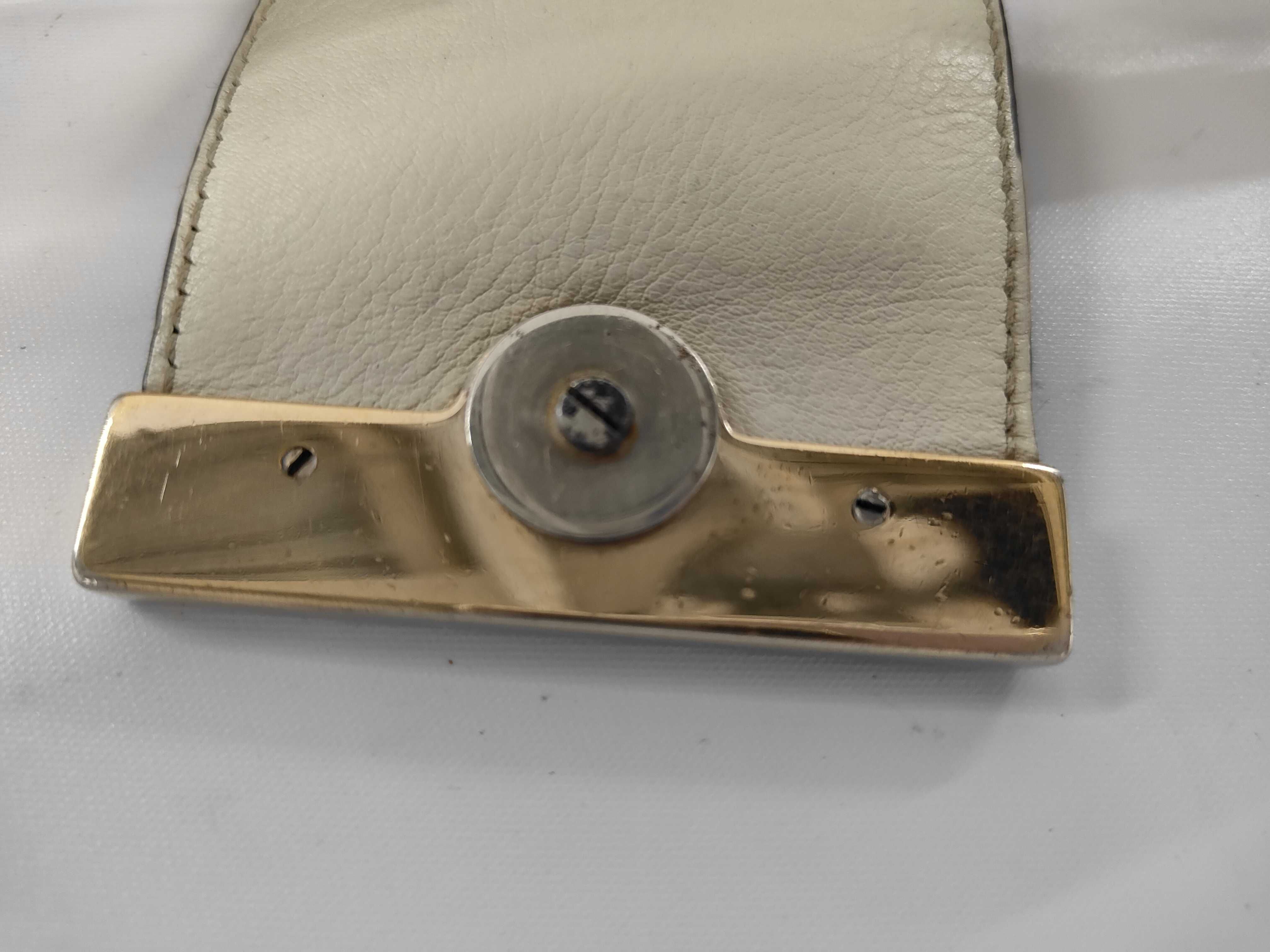 GG Canvas Sherry One-Shoulder Bag — view 14