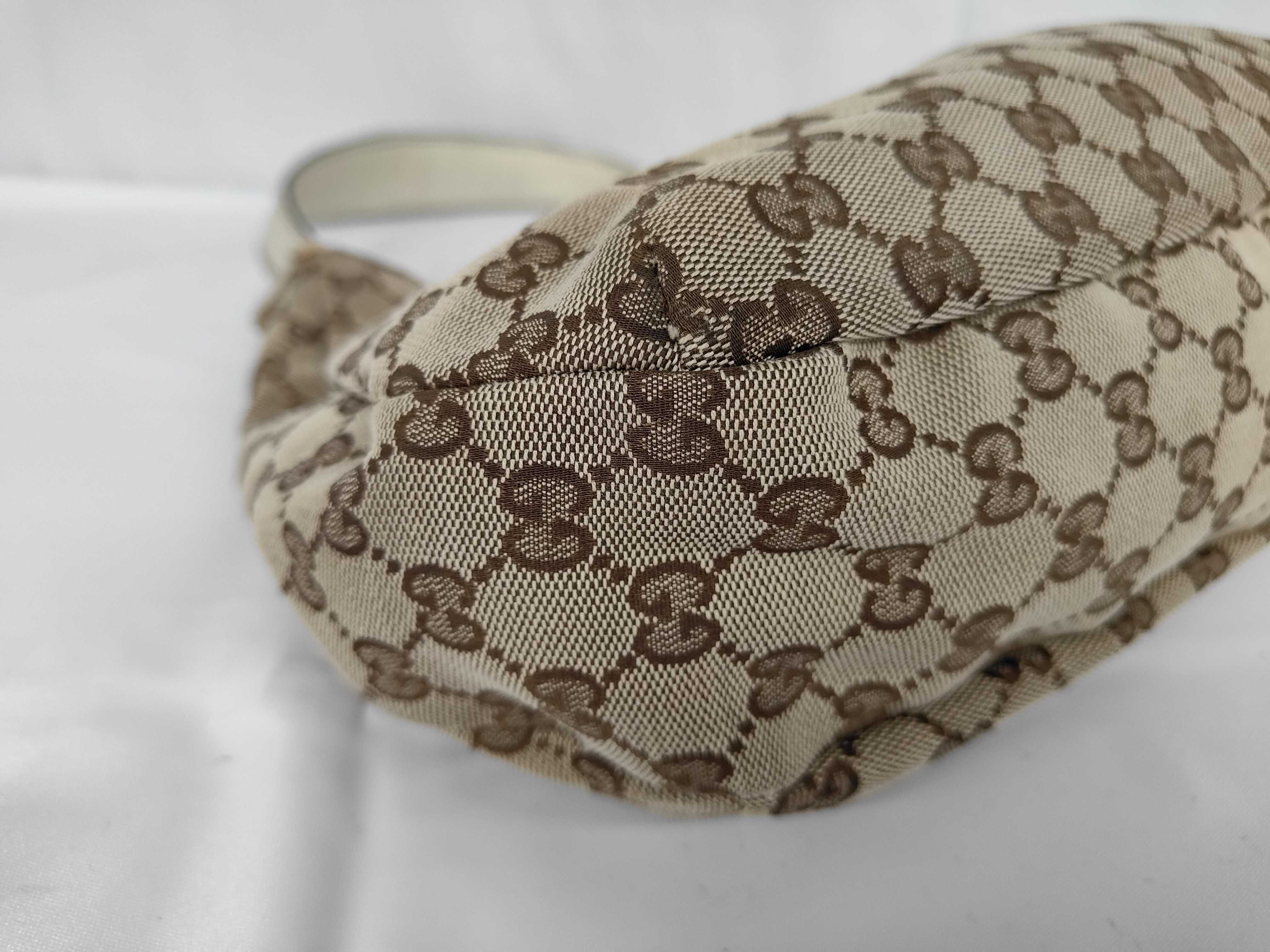 GG Canvas Sherry One-Shoulder Bag — view 7