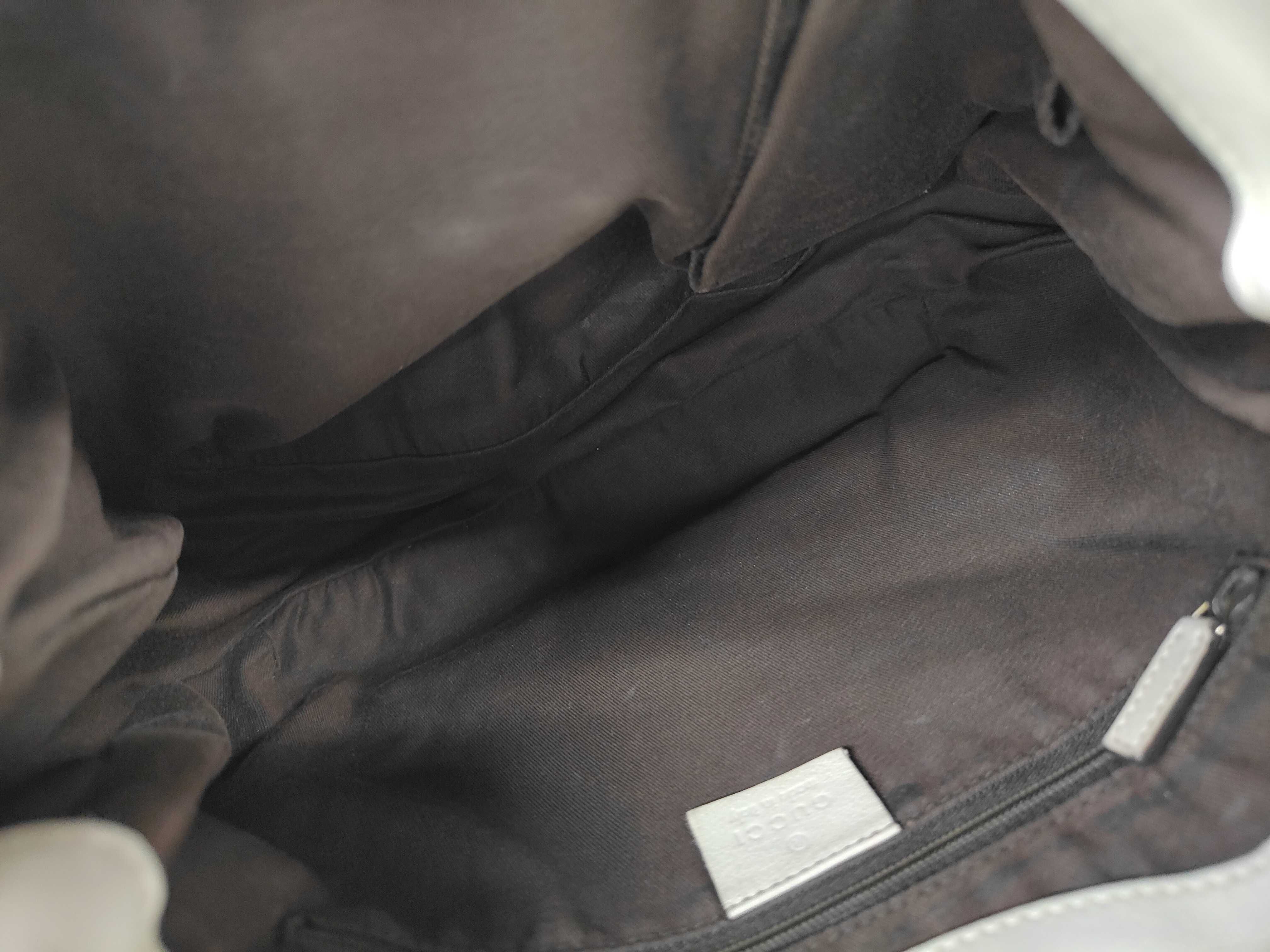 GG Canvas Sherry One-Shoulder Bag — view 10