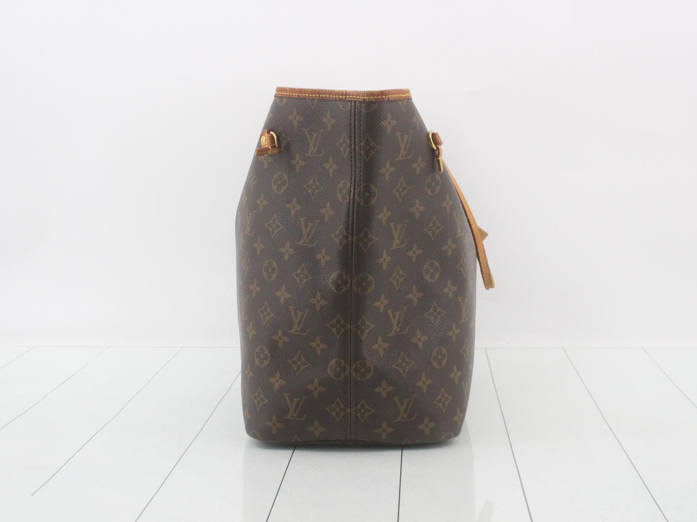 M40157 Monogram Neverfull GM Tote Bag / Handbag — view 3